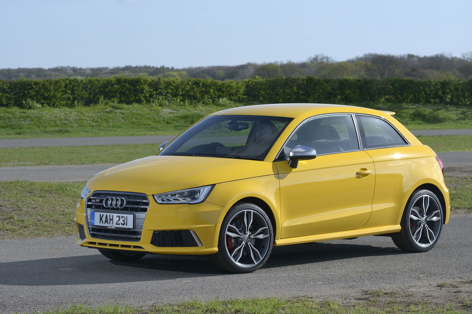 Audi S1