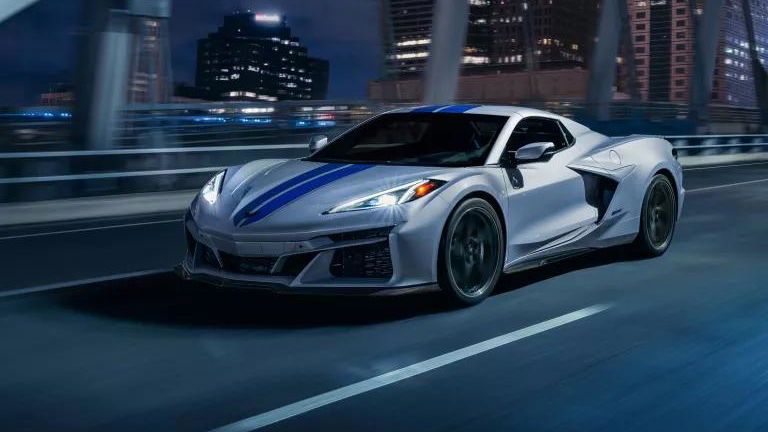 The Chevrolet Corvette E-Ray Is A 646bhp AWD Hybrid Supercar, Hits 60mph In 2.5s