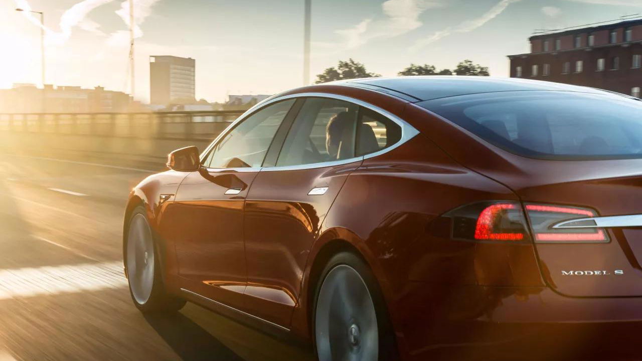 Tesla Suffers Another Setback, Recalls 130,000 Cars Over Infotainment Issue