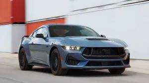 New Ford Mustang Drops With Remote Revving And 500bhp Dark Horse Version