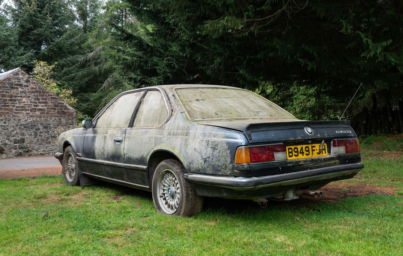 E24 BMW 635CSi - rear