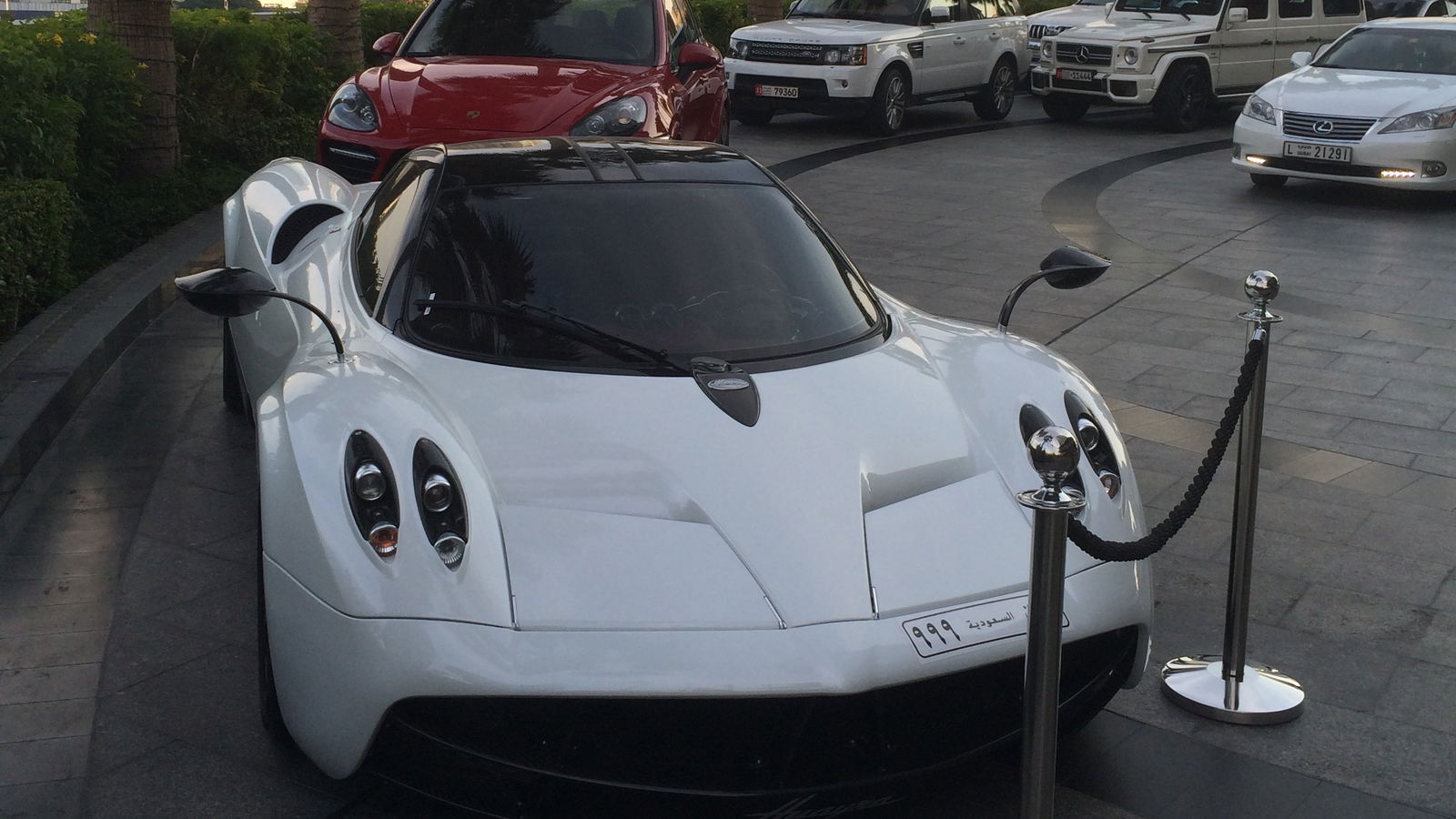 10 Things I Learned As A Car Journalist In Dubai
