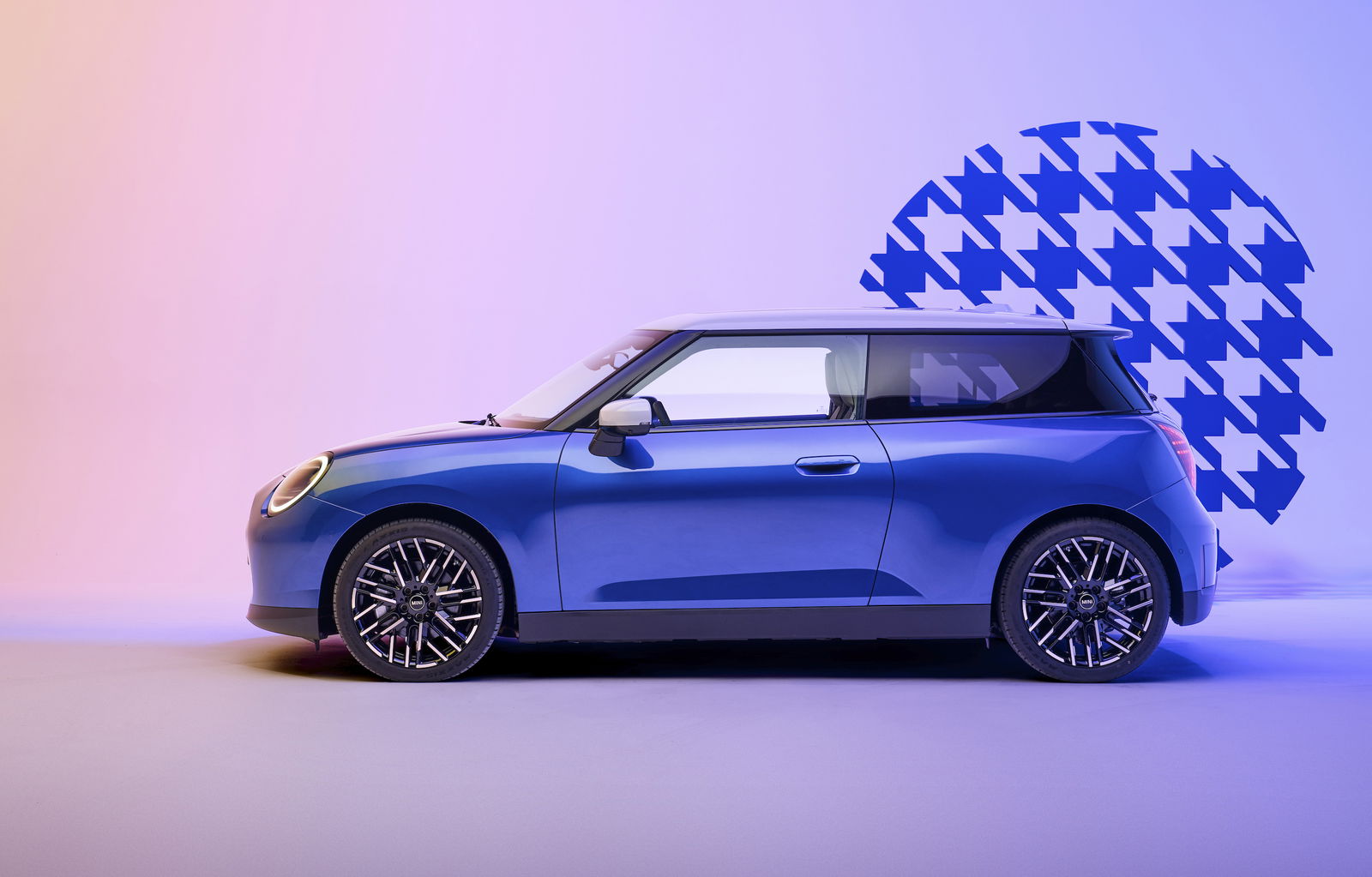 This Is The New Mini Hatch And It’s Here As A 215bhp EV First