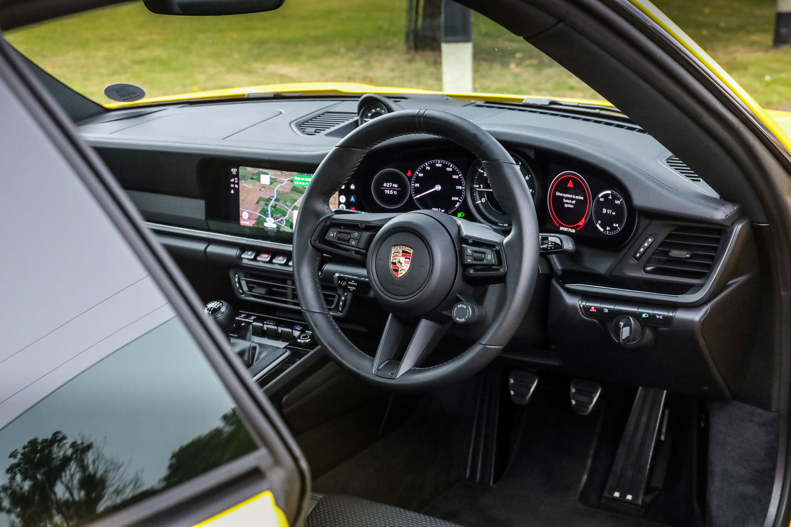 Porsche 911 Carrera T - interior