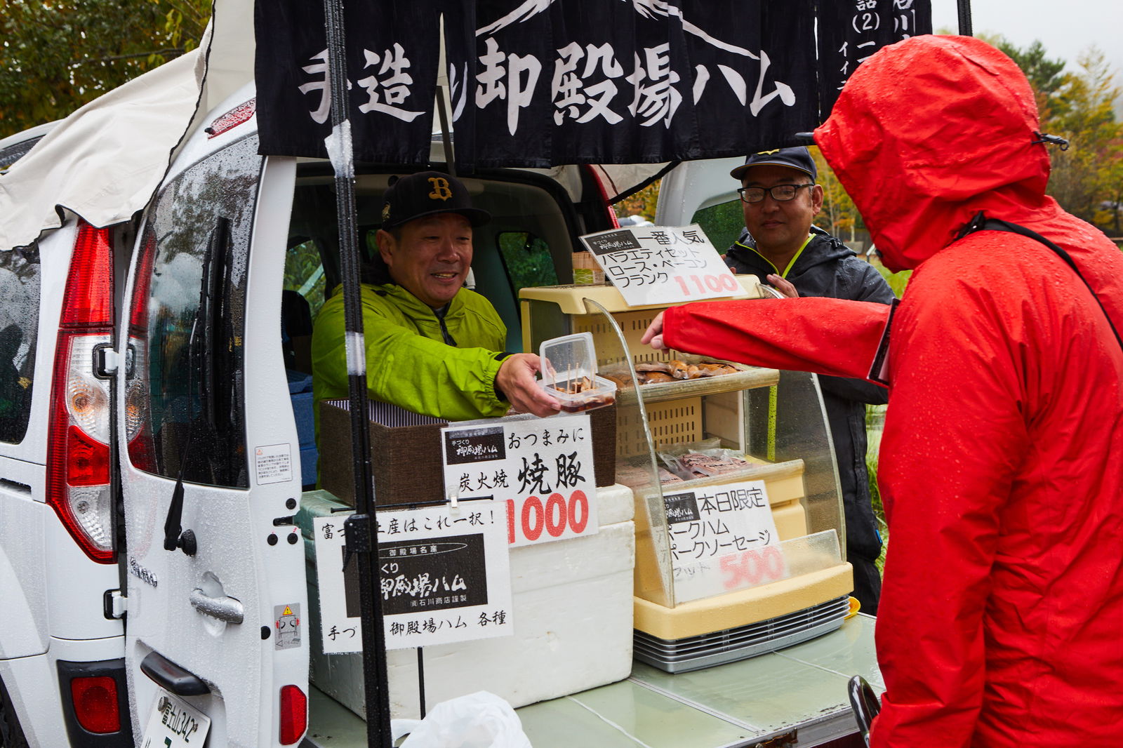 Turns Out Japan Has A Renault Kangoo Festival, And It Looks Amazing