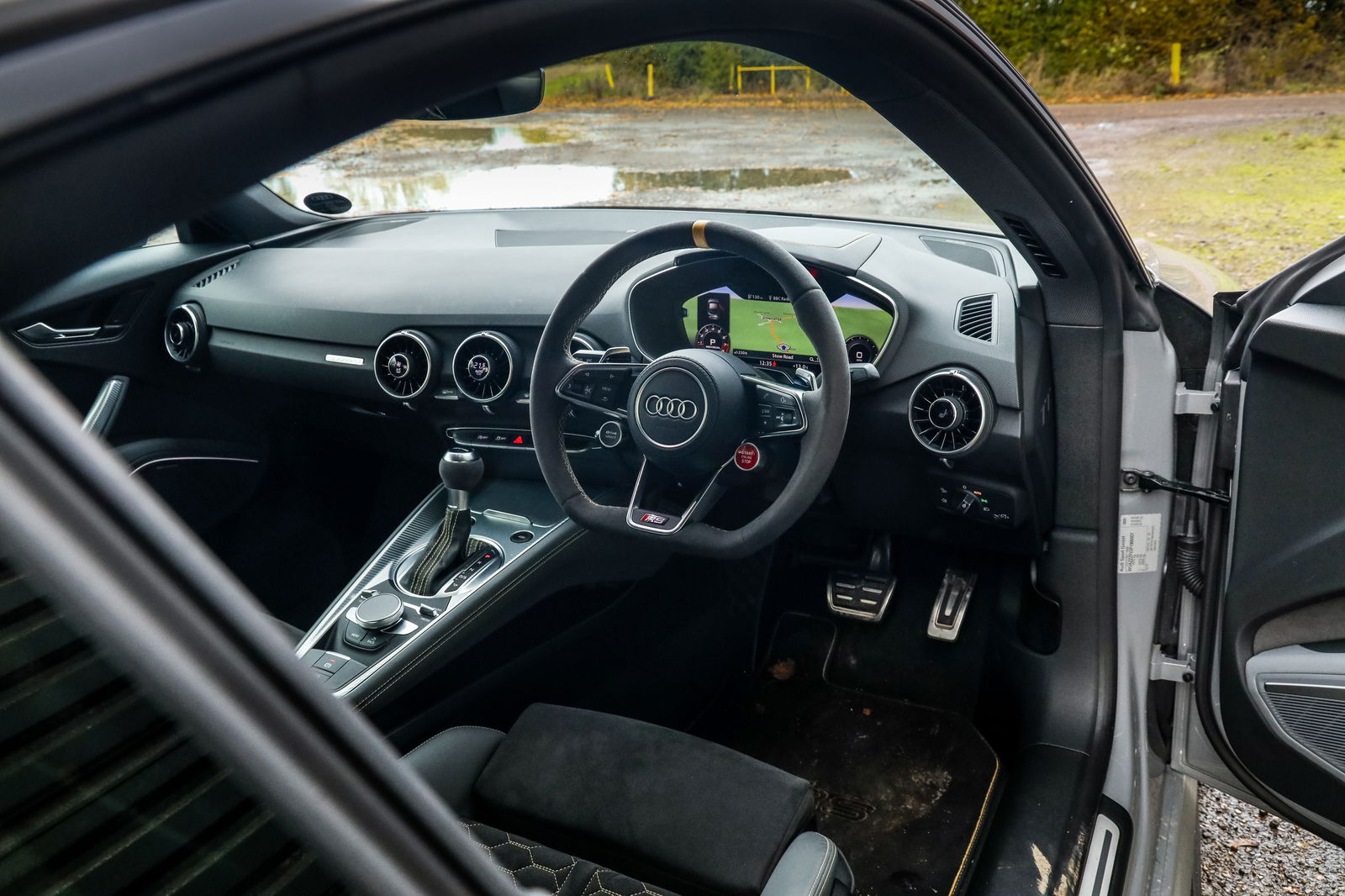 Audi TT RS Iconic Edition interior 