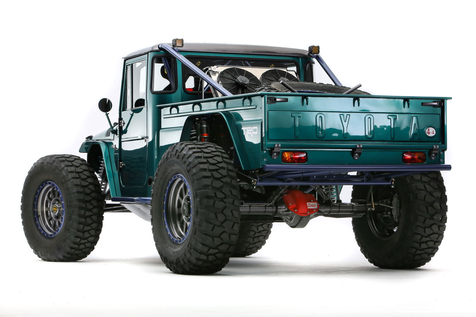 Toyota FJ Bruiser - rear