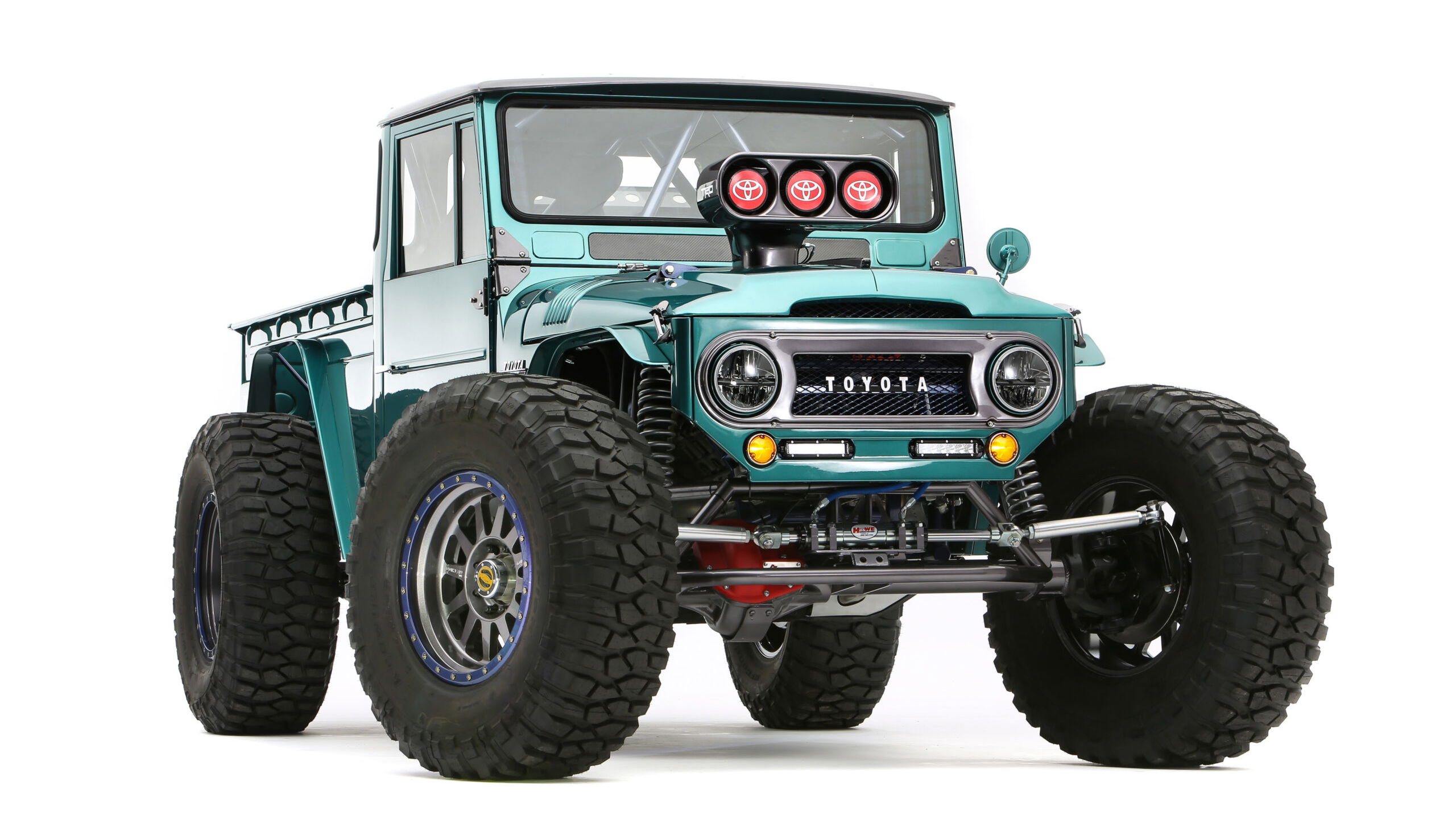 Toyota FJ Bruiser - front