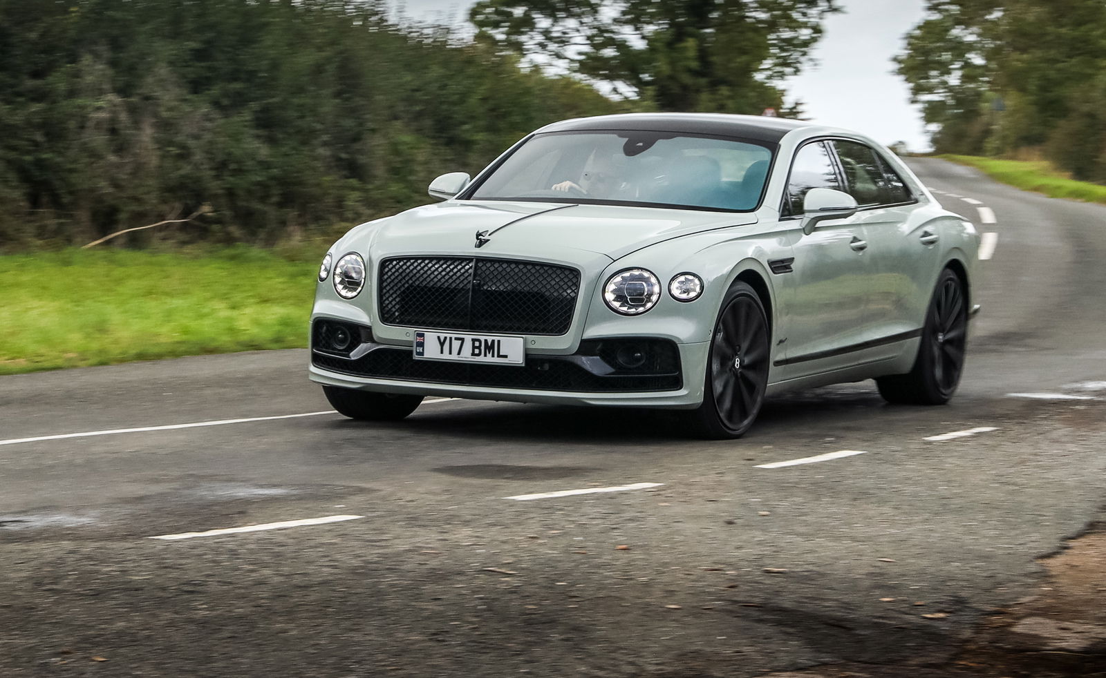 Bentley Flying Spur Speed Edition 12 - driving