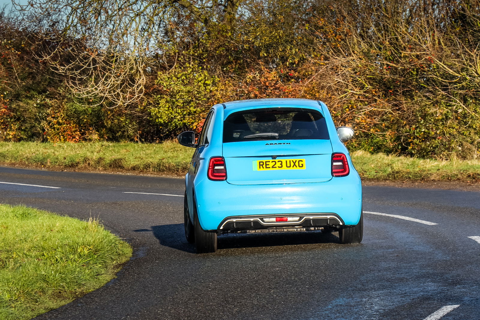 Abarth 500e - driving