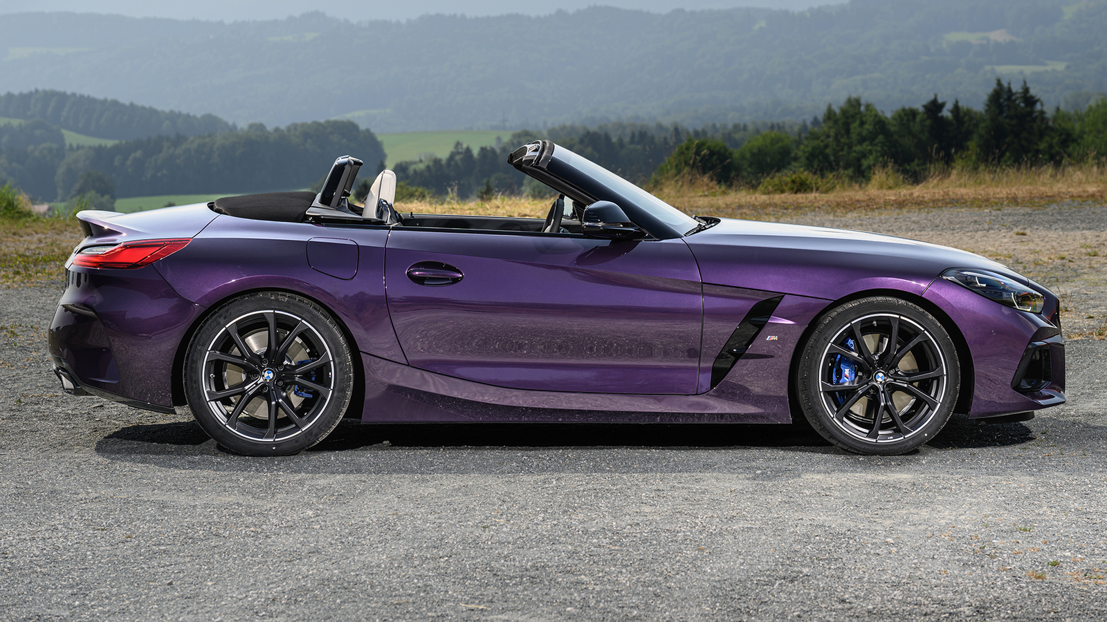 Along with a new manual, the M40i is getting a few chassis tweaks