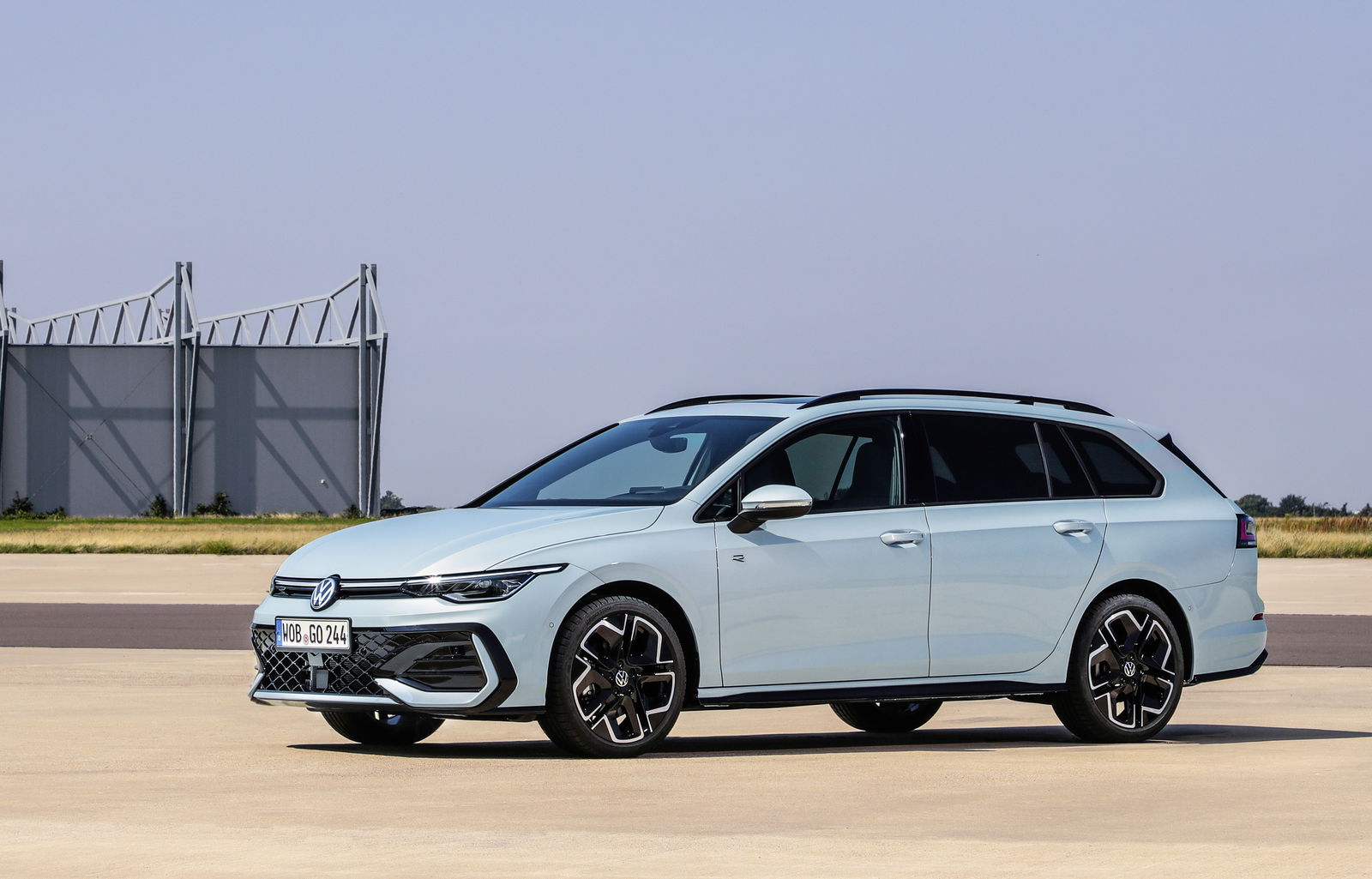 Volkswagen Golf GTI 8.5 estate - front