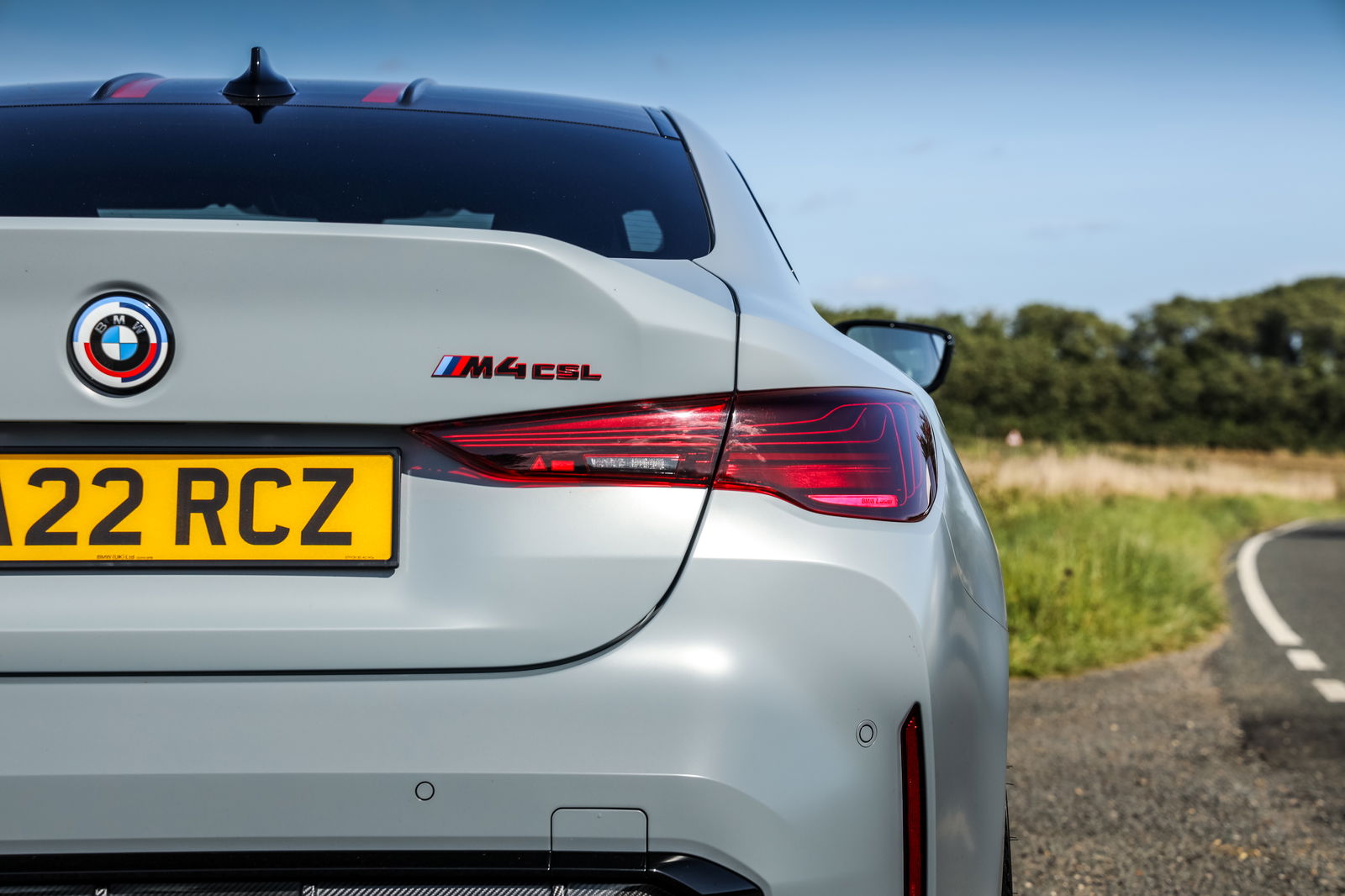 BMW M4 CSL - rear 