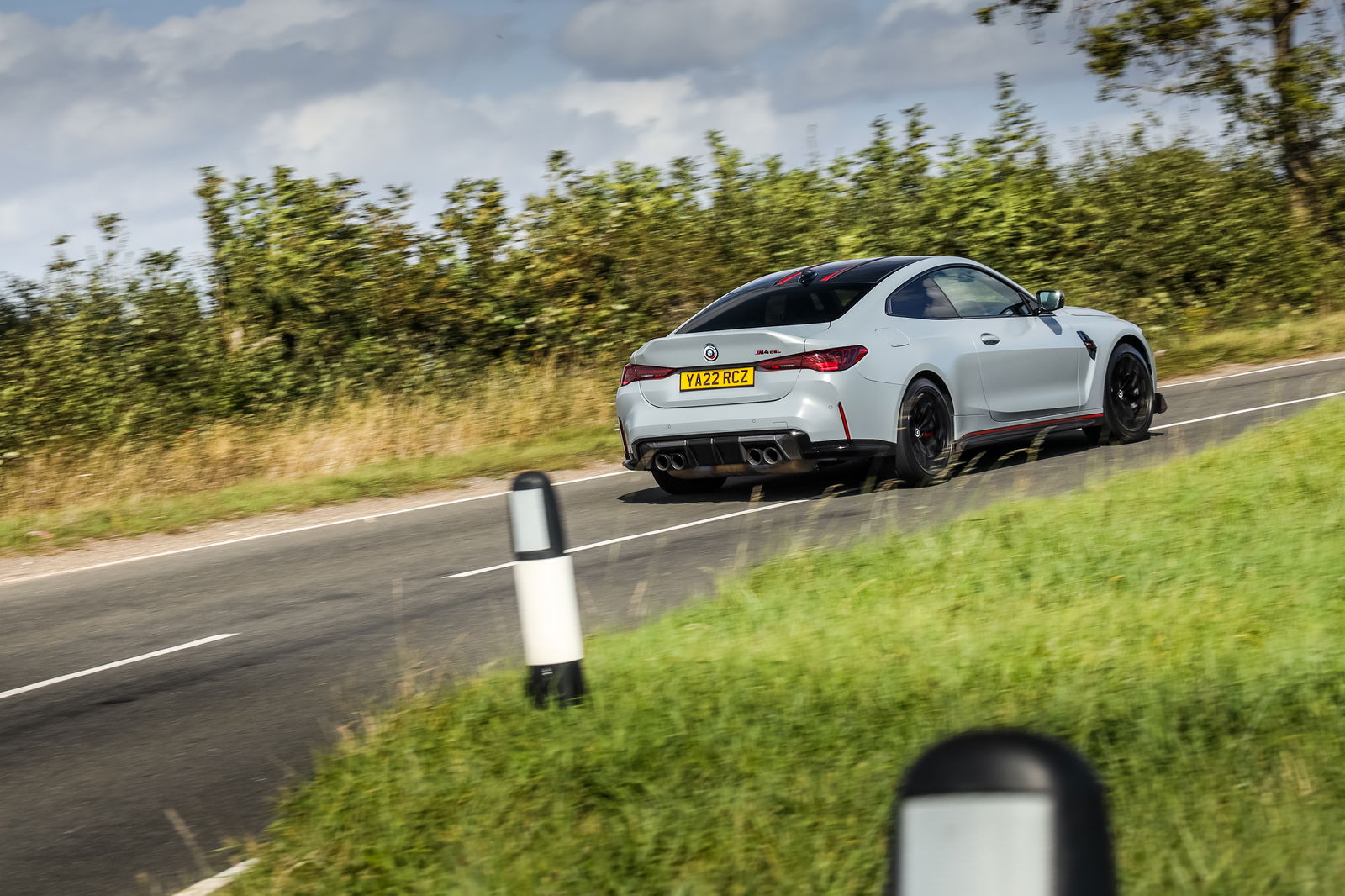 BMW M4 CSL - driving