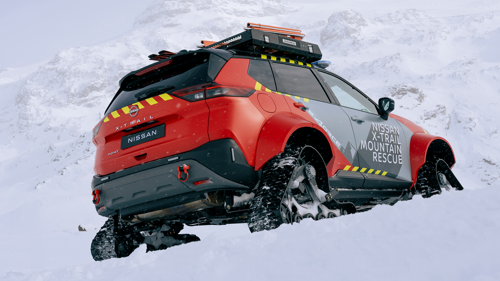 This X-Trail has been fully kitted for mountain rescue use