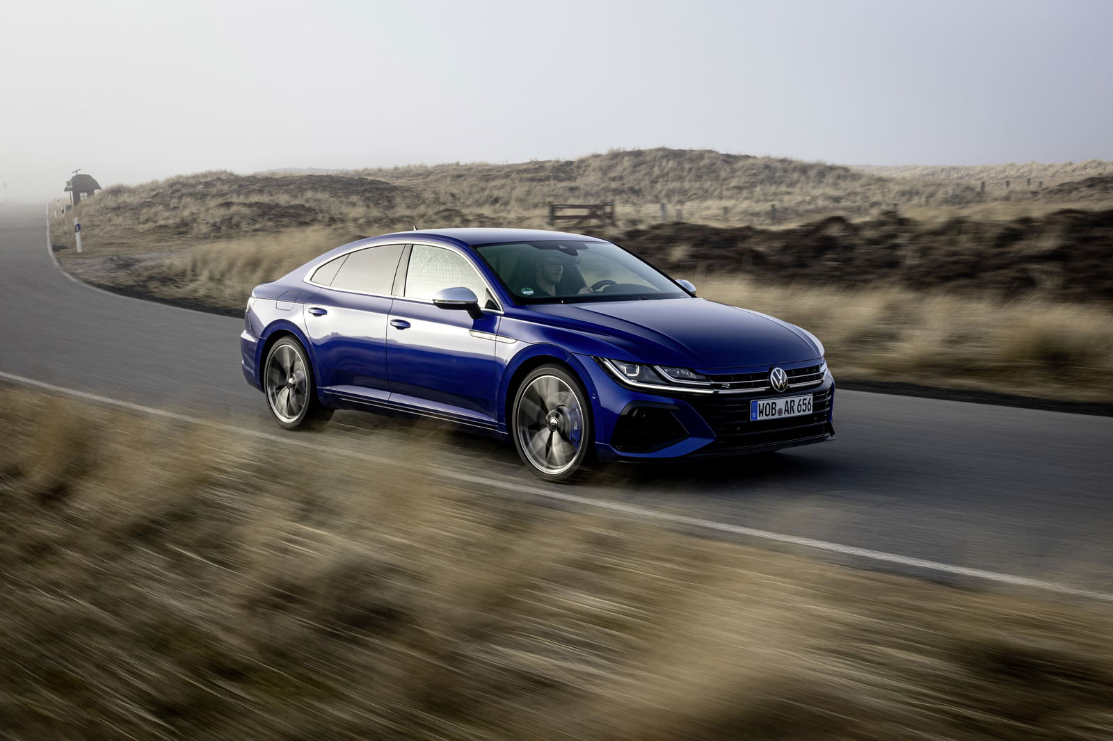 Volkswagen Arteon R - front