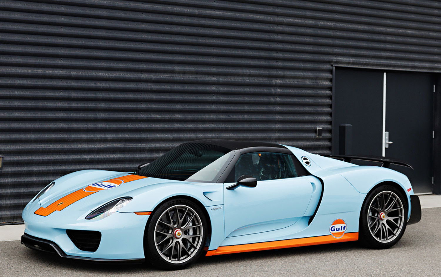 Porsche 918 Spyder - front