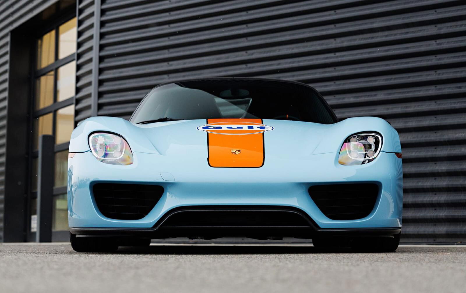 Porsche 918 Spyder - front