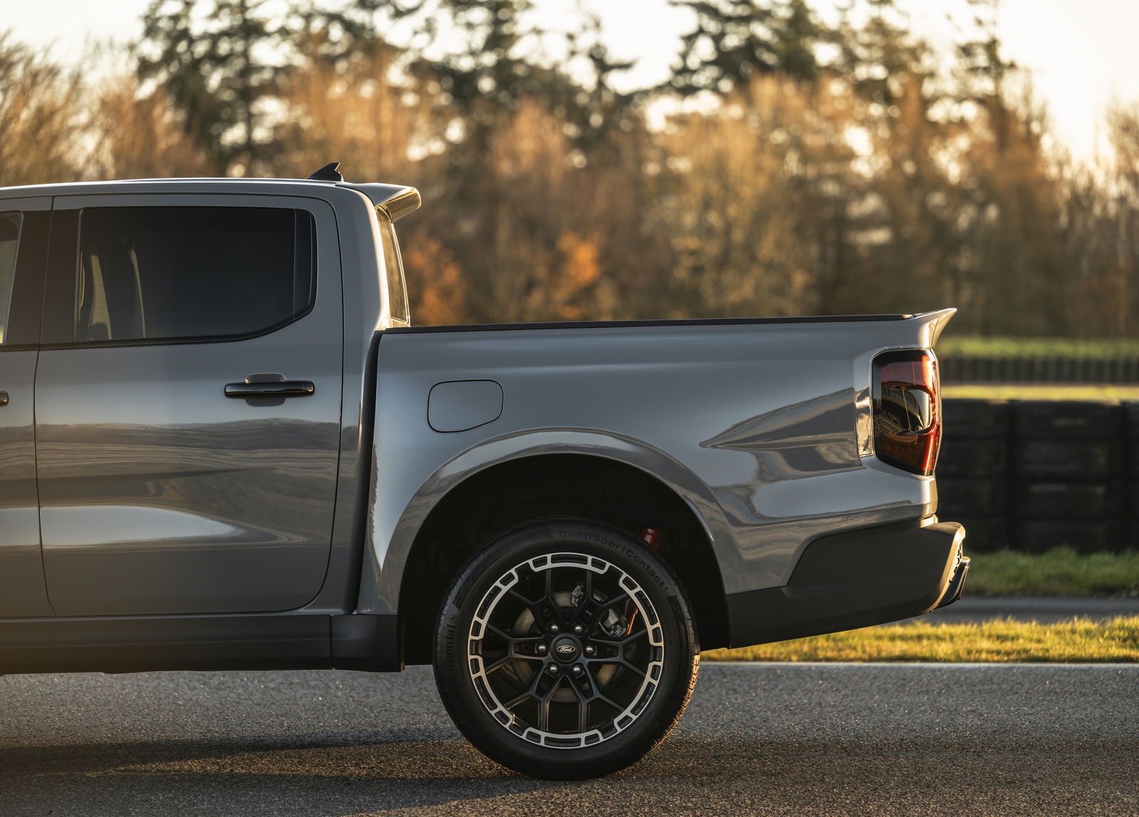 Ford Ranger MS-RT - side