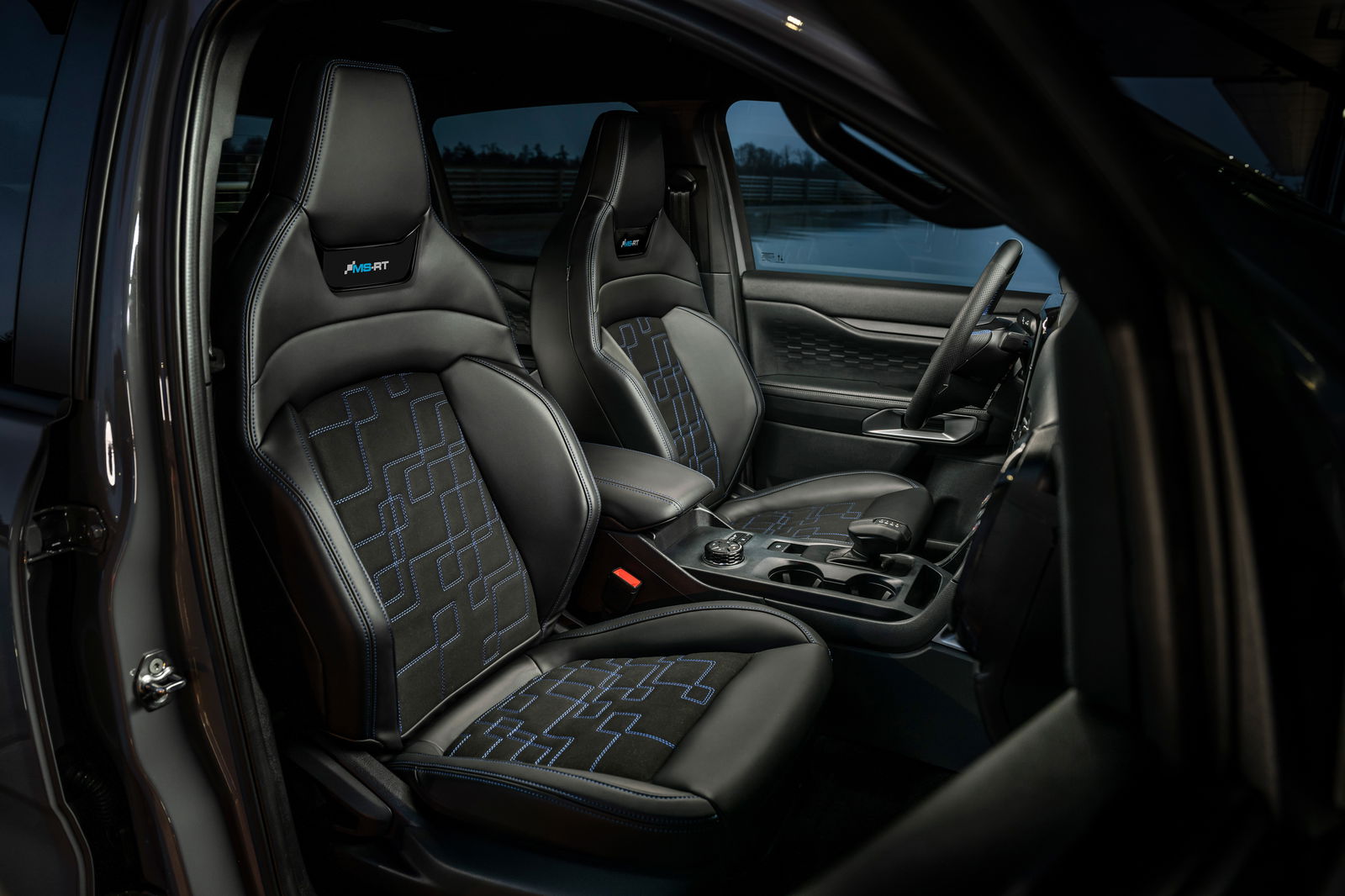 Ford Ranger MS-RT - interior