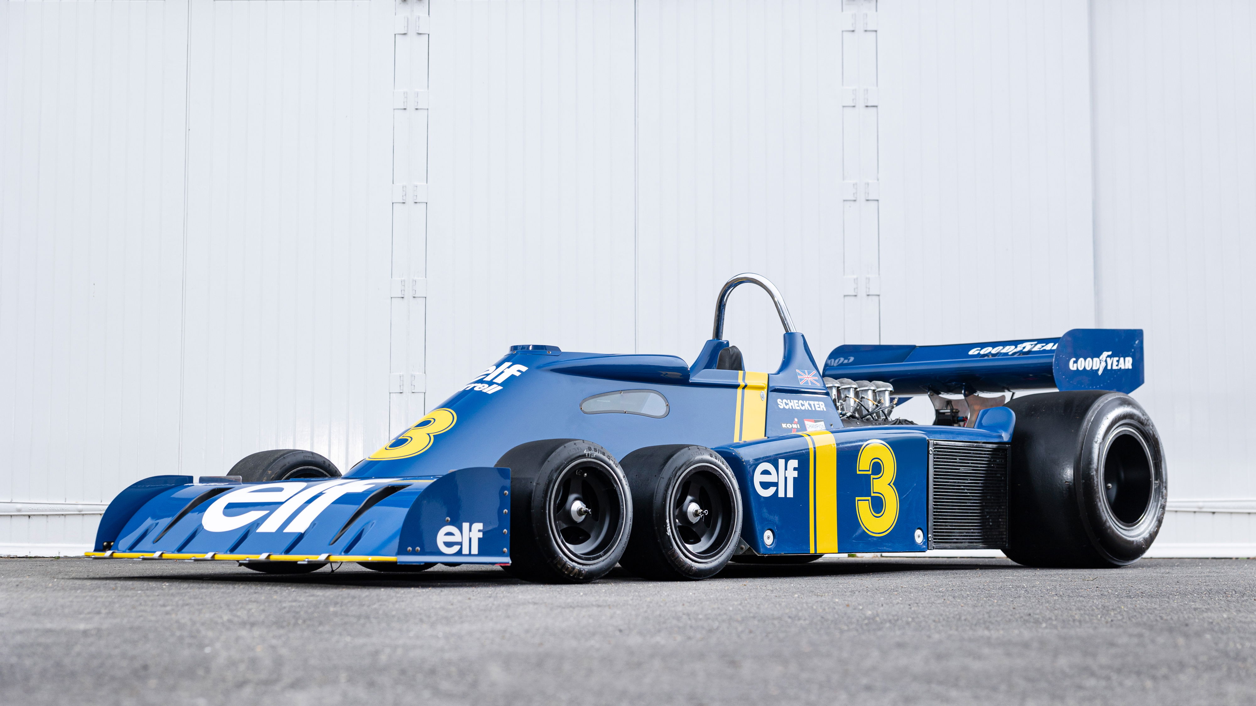 Tyrrell P34 - front