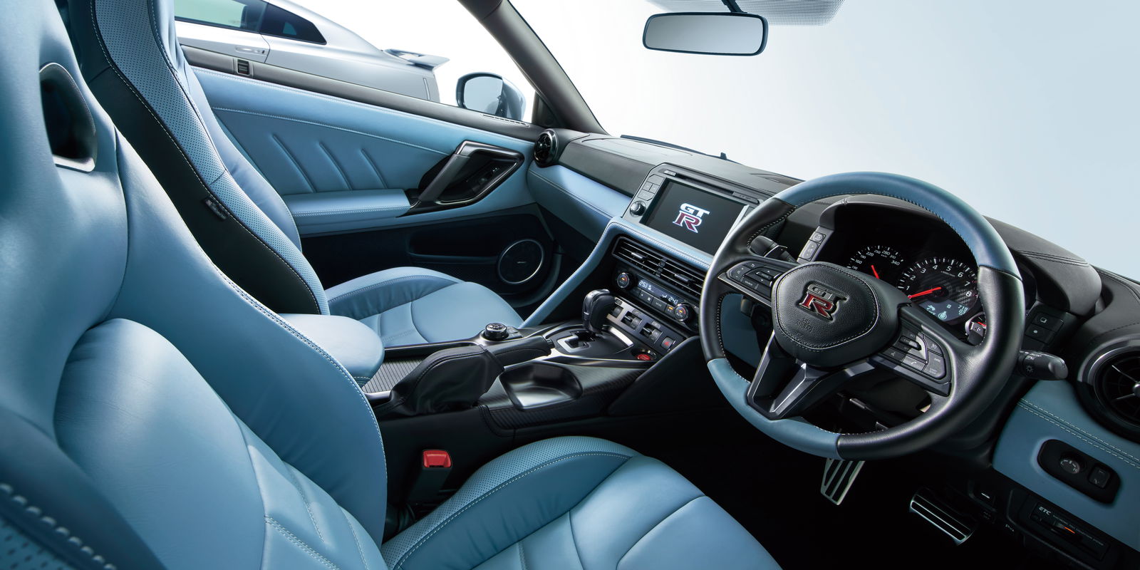 MY2025 Nissan GT-R Premium, interior