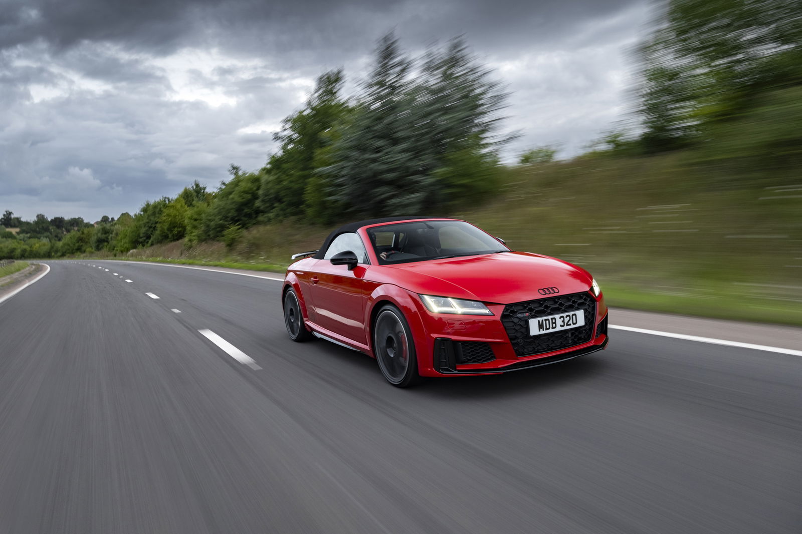 Audi TT S Roadster Final Edition - driving