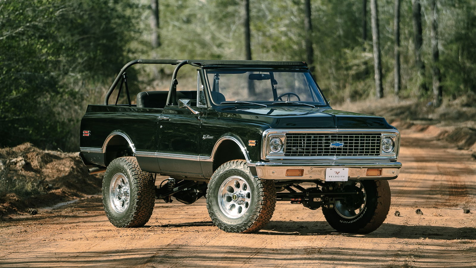 Velocity Chevrolet Blazer - front