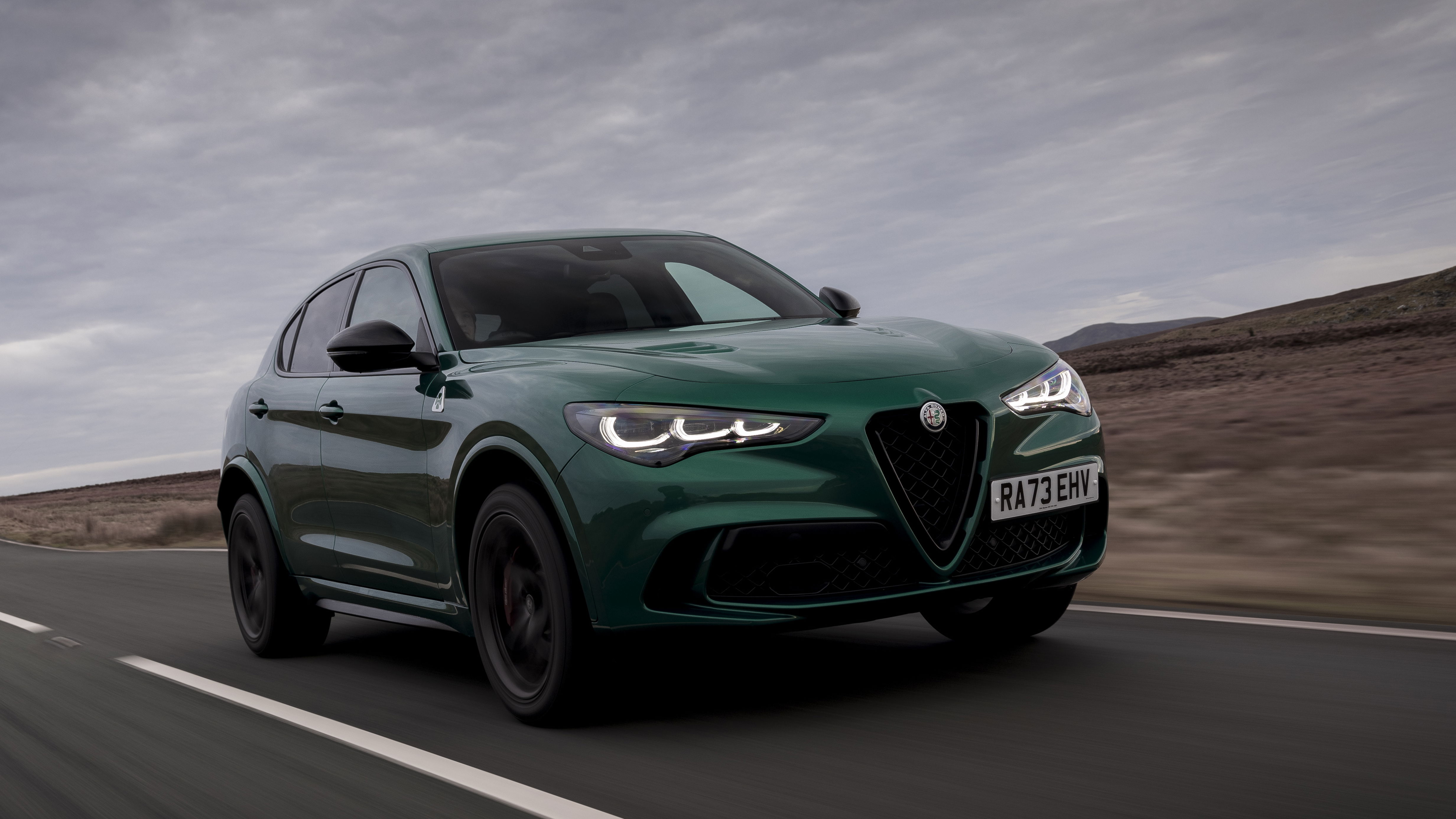 Alfa Romeo Stelvio Quadrifoglio - driving