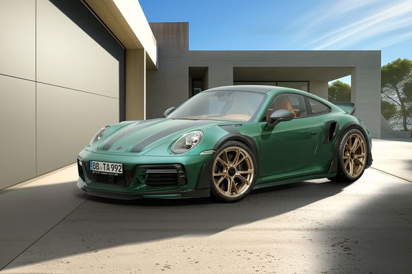 TechArt GTstreet R Touring - front