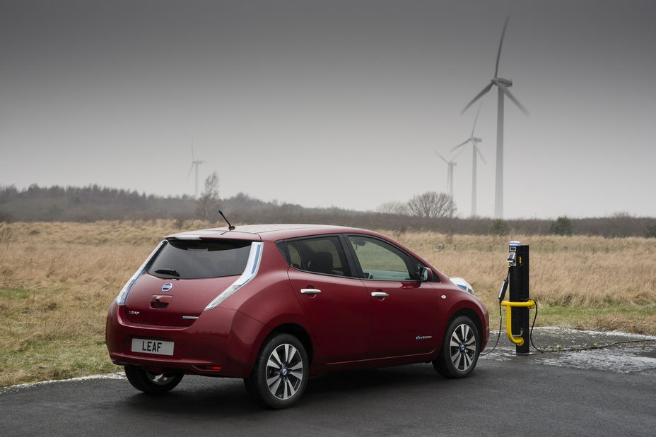 First-generation Nissan Leaf - rear