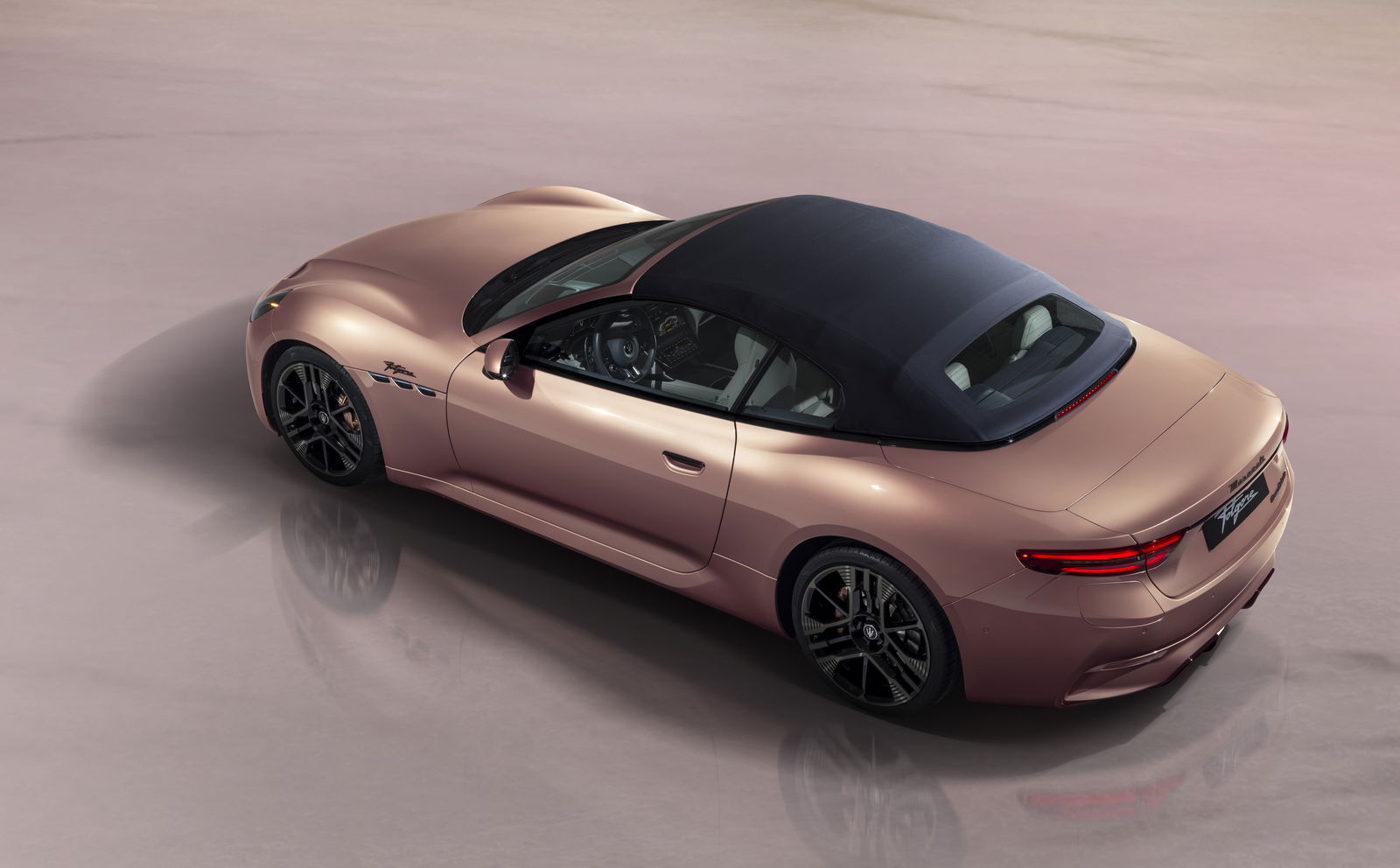 Maserati GranCabrio Folgore - rear, top up