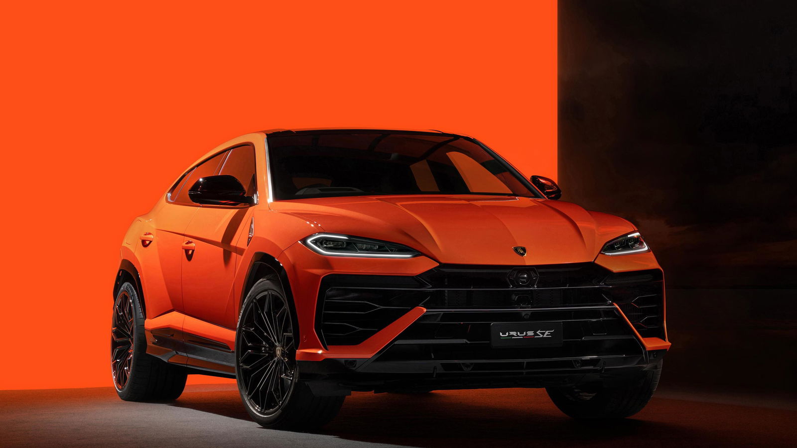 Lamborghini Urus SE - front