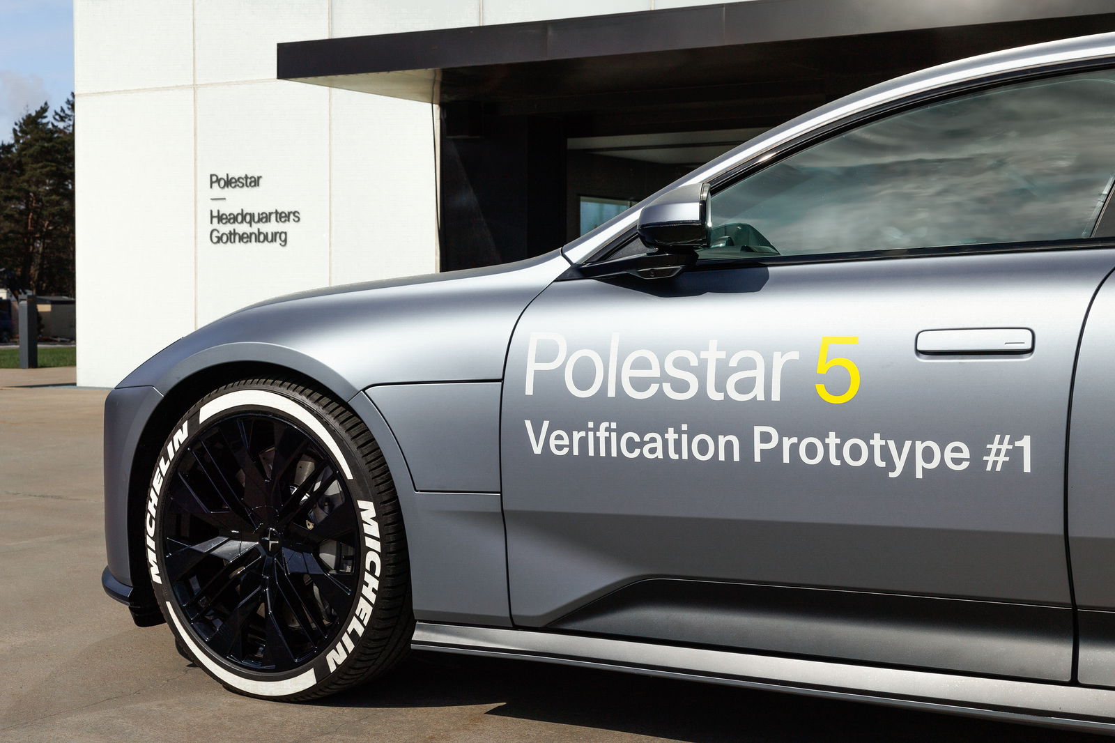 Polestar 5 - side detail
