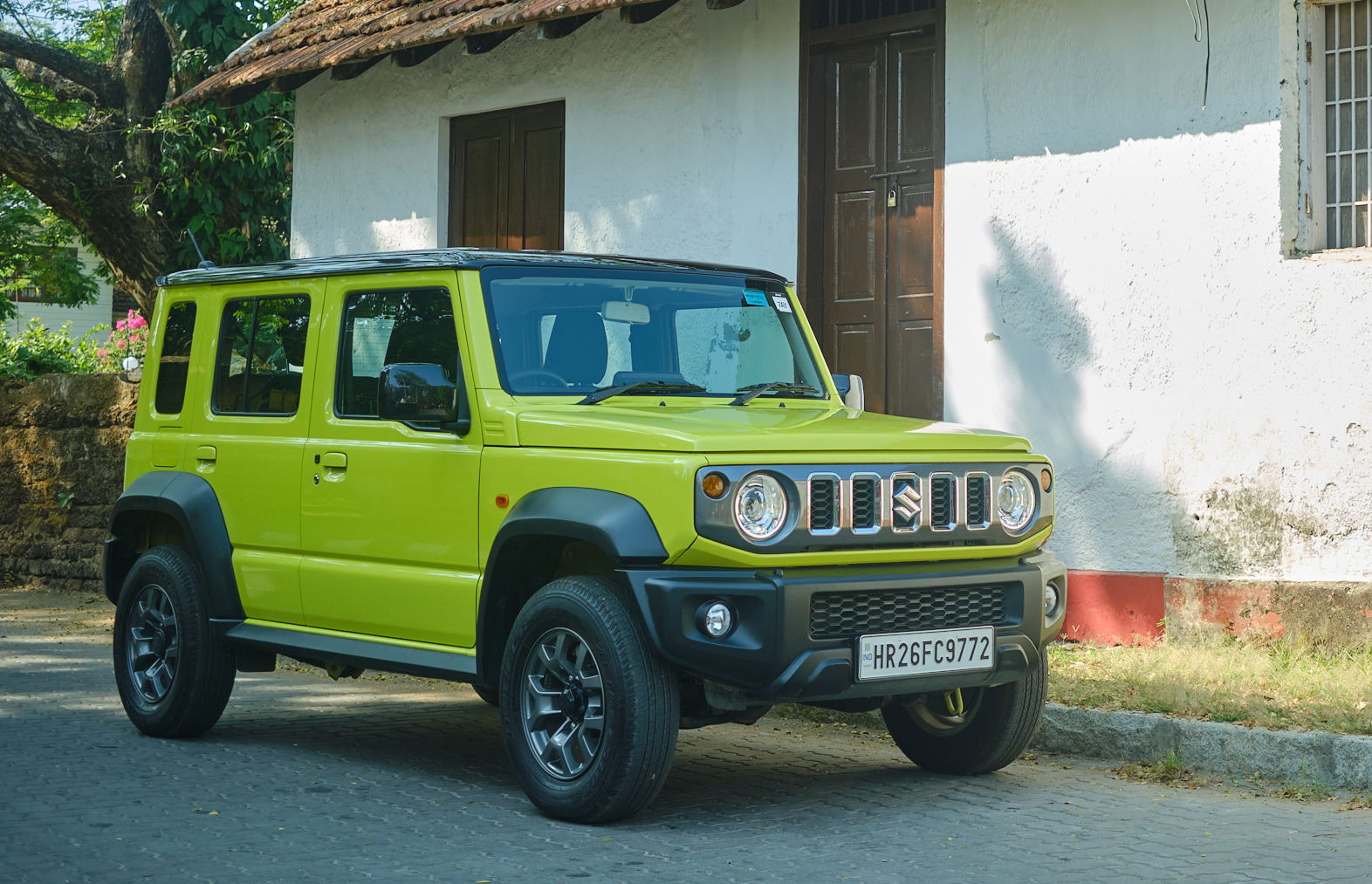 Suzuki Jimny XL - front