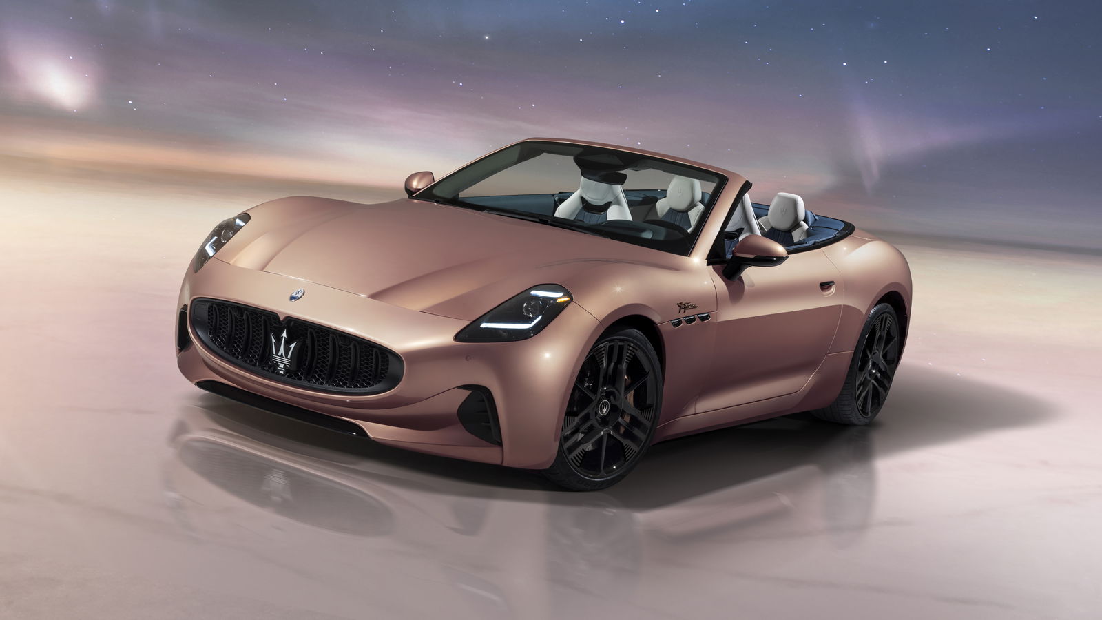 Maserati GranCabrio Folgore - front, top down