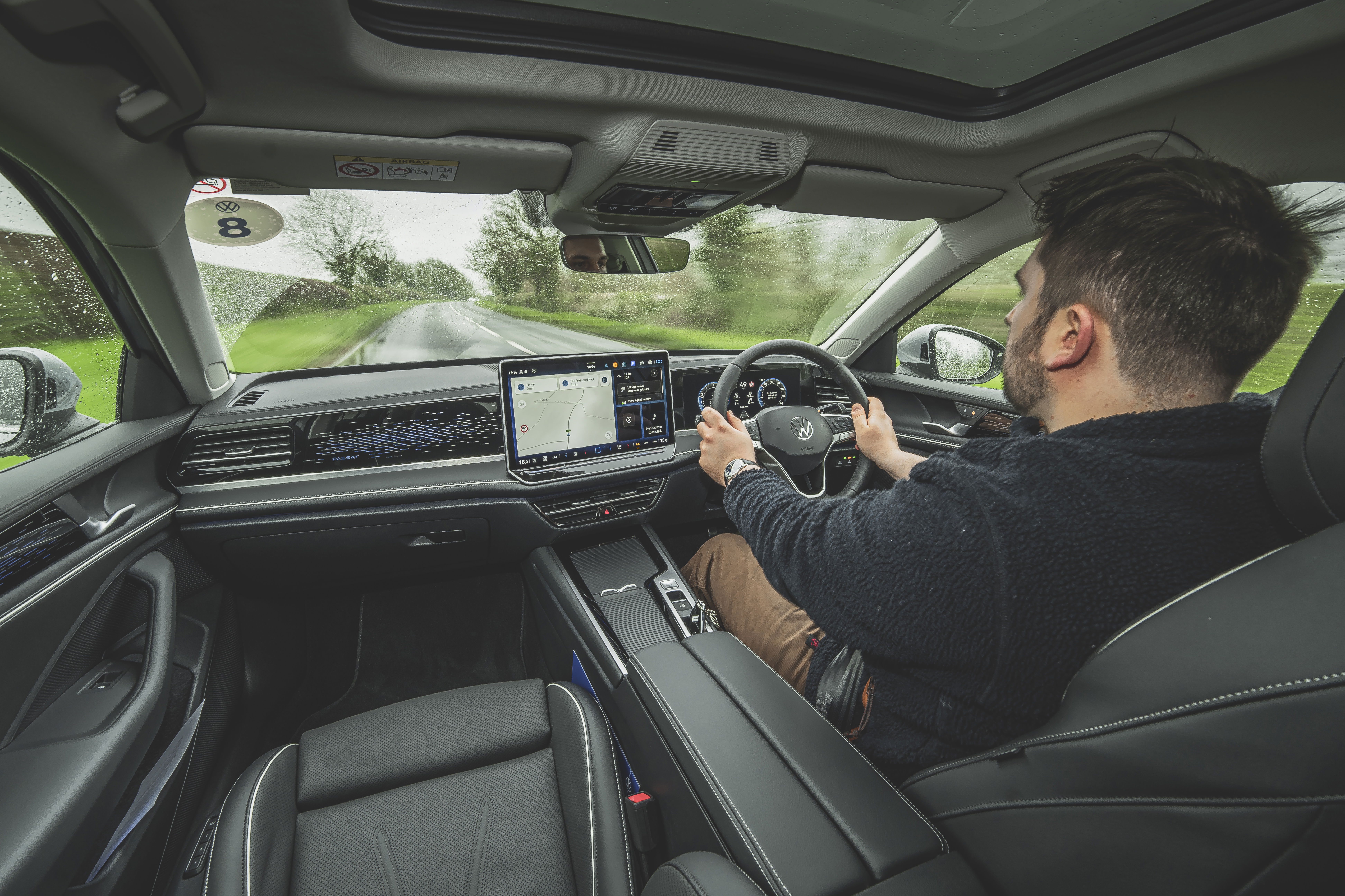 Volkswagen Passat - interior