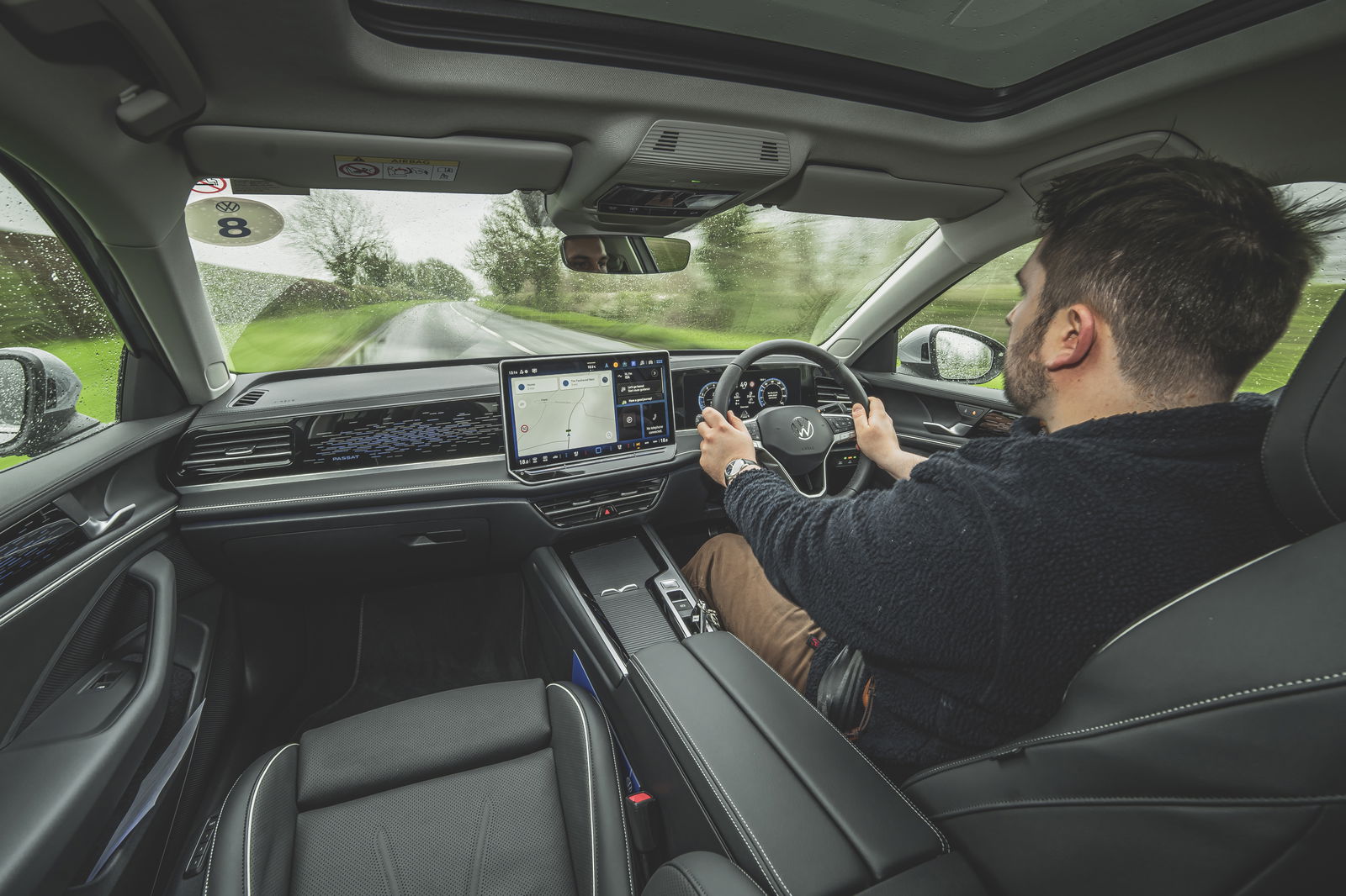 Volkswagen Passat - interior