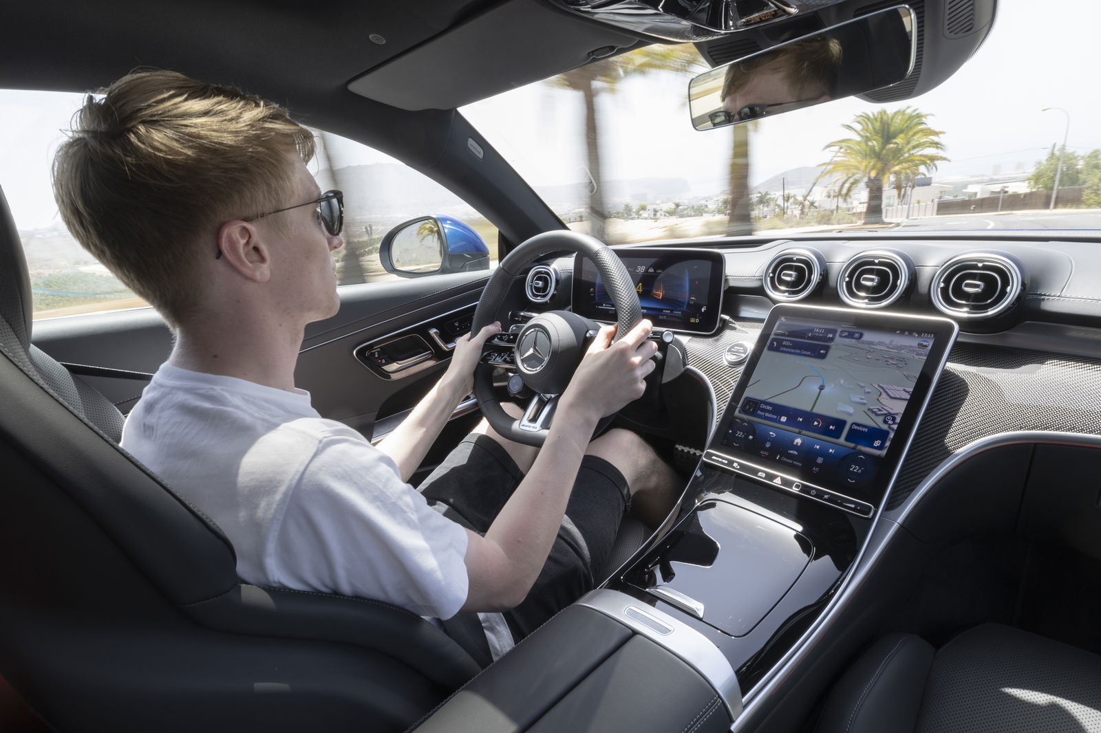 Mercedes-AMG CLE 53, interior, driving
