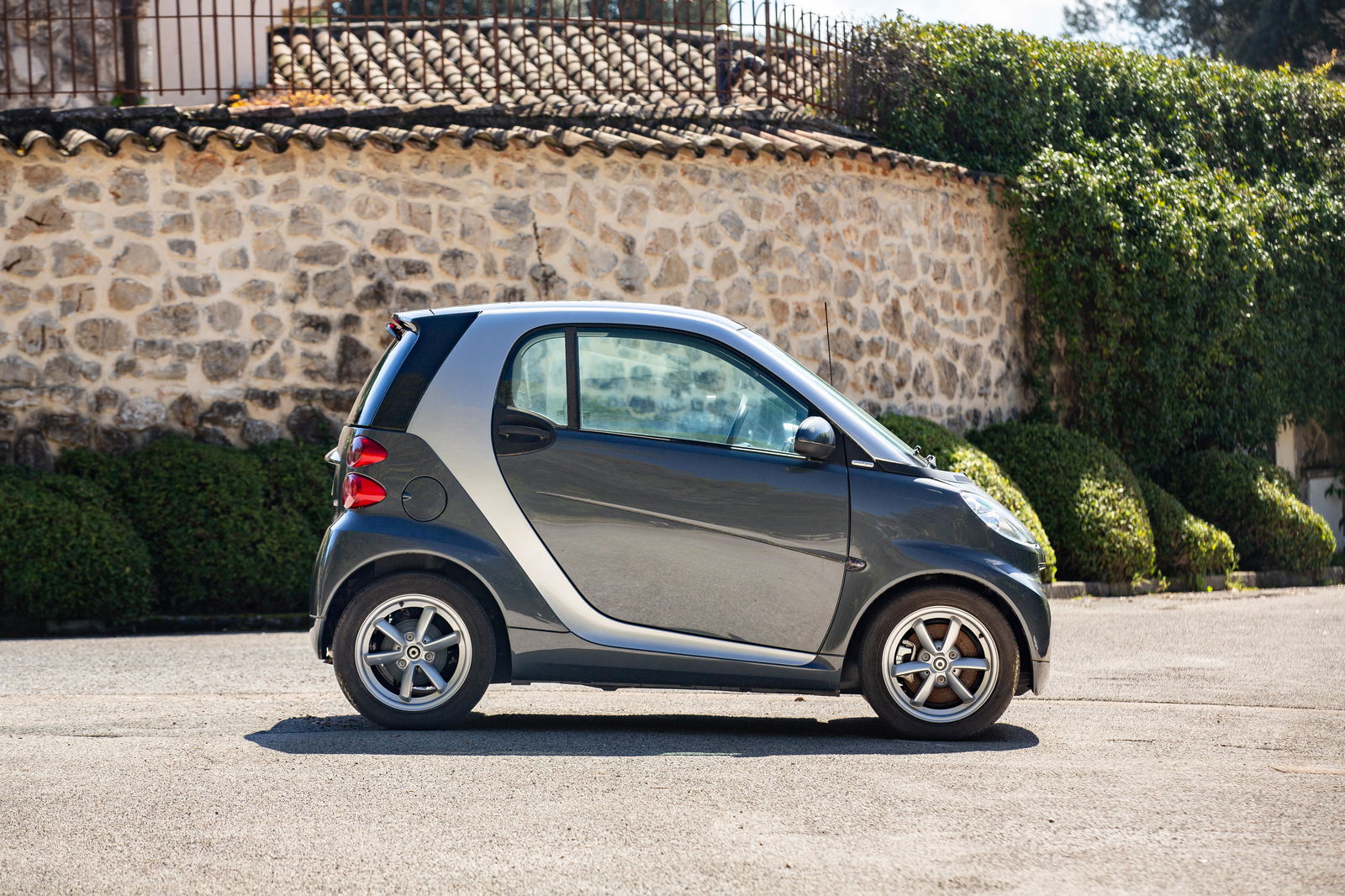 Smart Fortwo - side