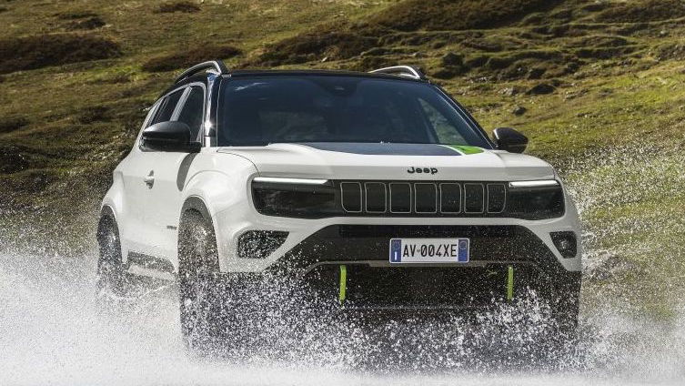 Jeep Avenger 4xe - front