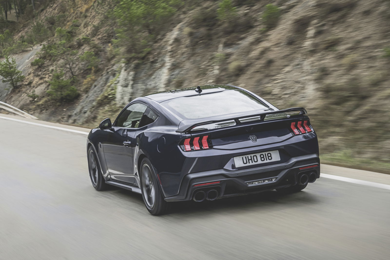Ford Mustang Dark Horse - rear