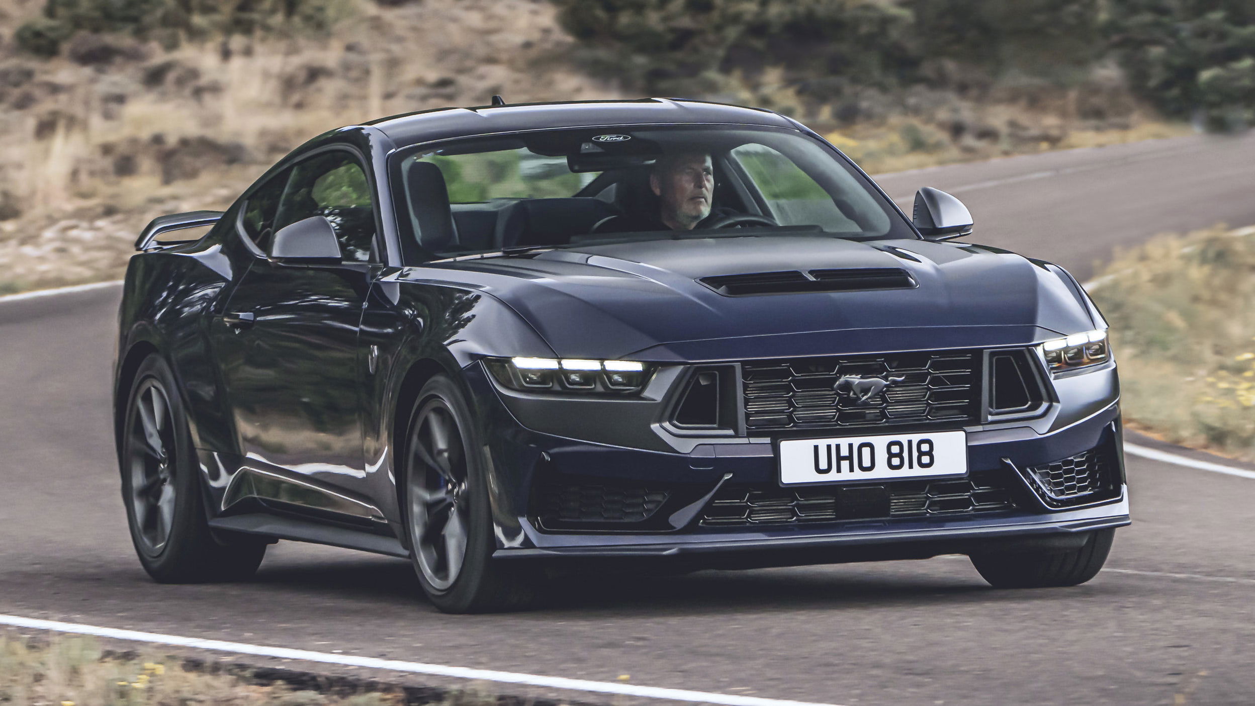 Ford Mustang Dark Horse - front