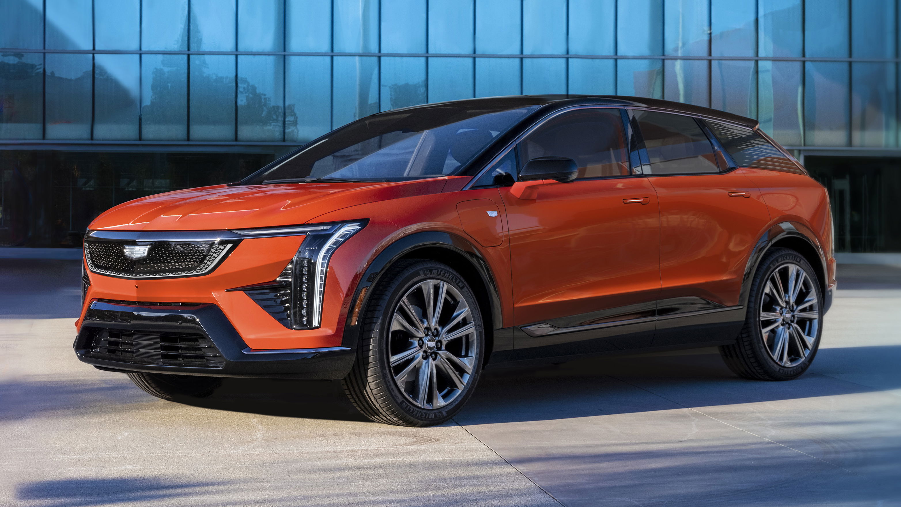 Cadillac Optiq - front