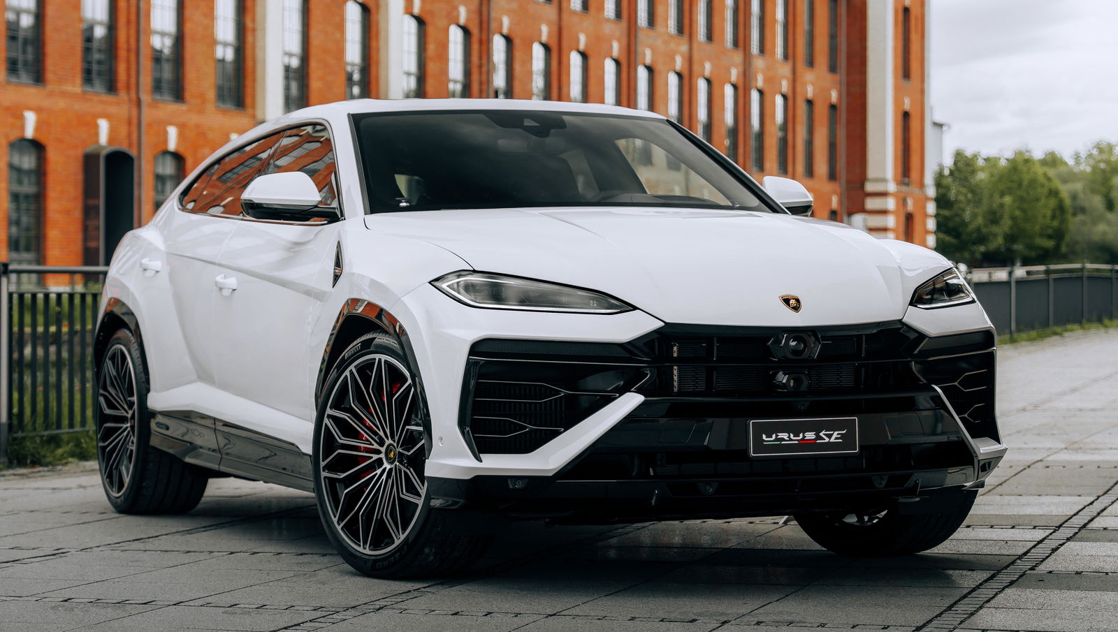 Lamborghini Urus SE 