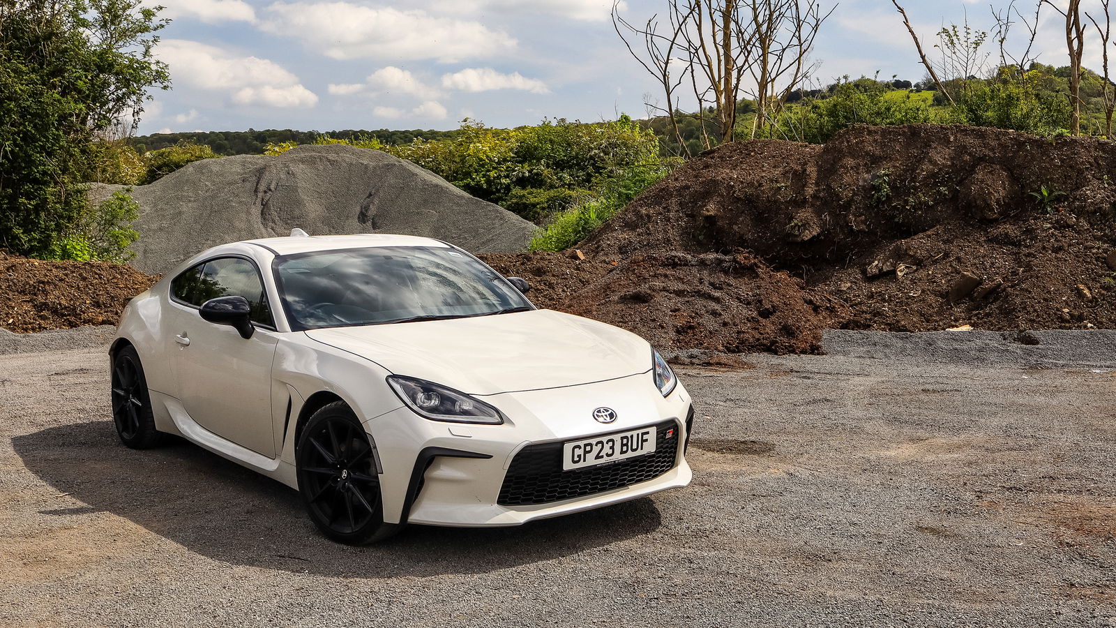 Toyota GR86 vs Mazda MX-5: The Affordable Sports Car’s Last Stand