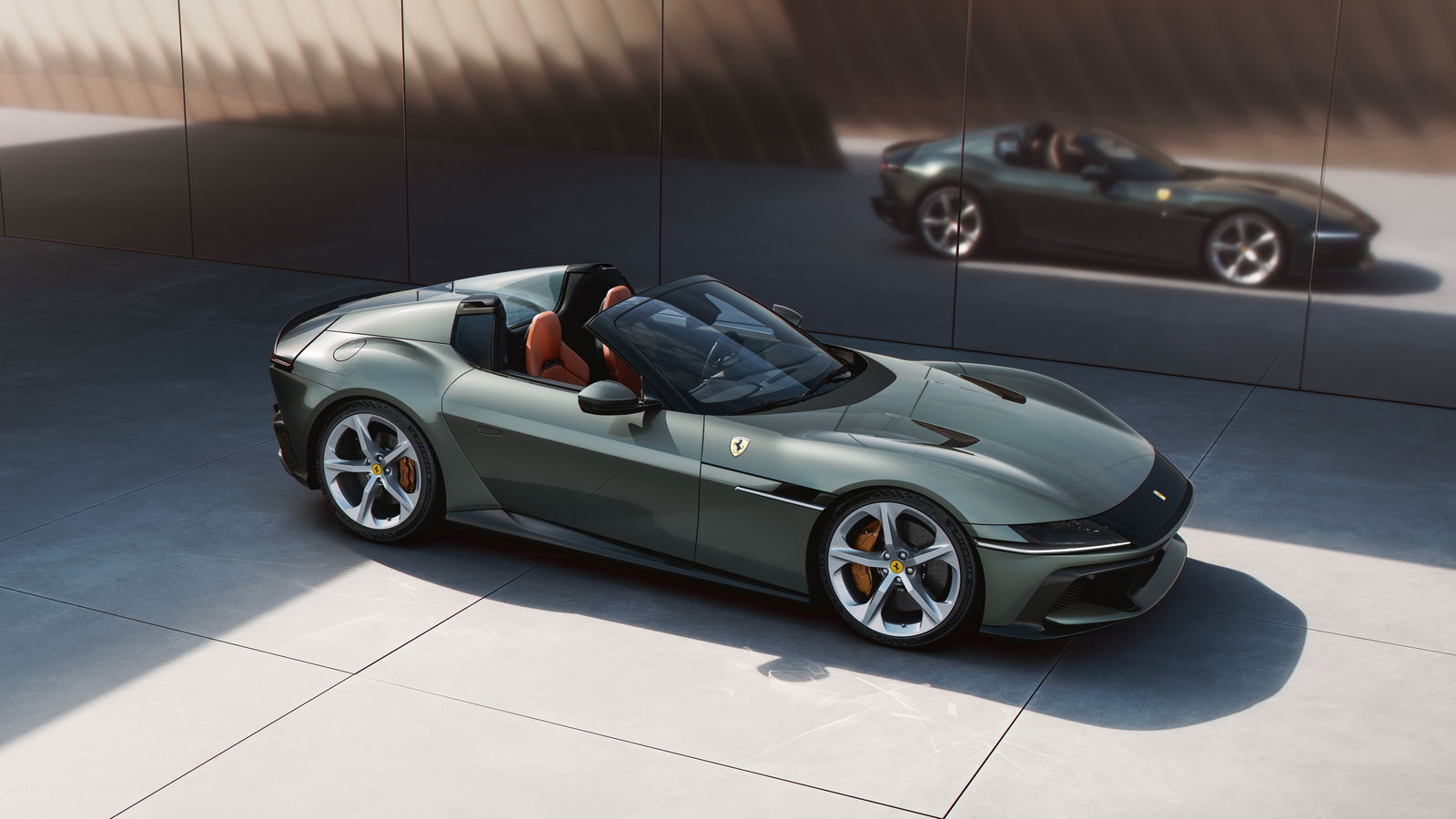 Ferrari 12Cilindri Spider - front