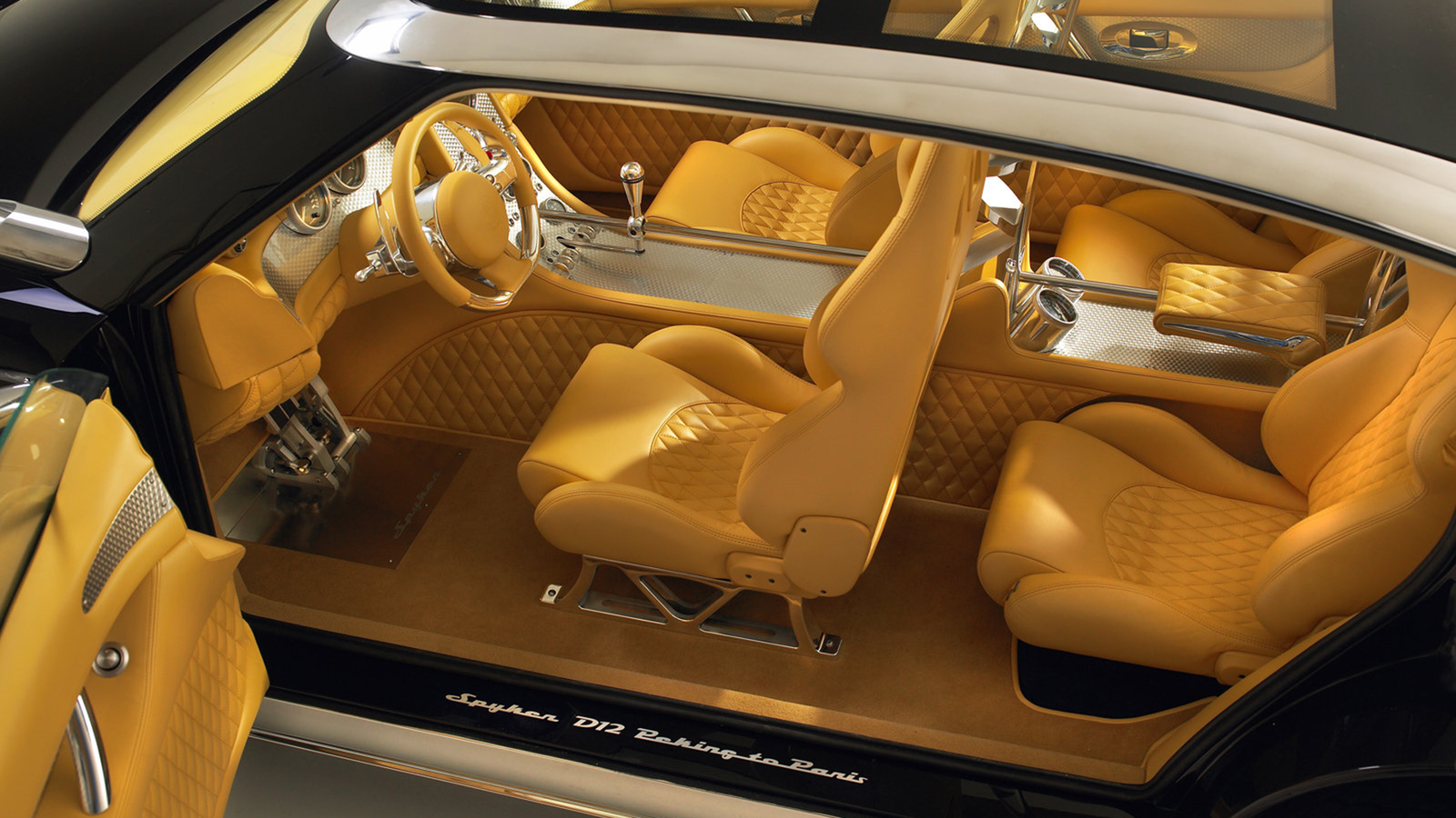 Spyker D12 Peking-to-Paris, interior