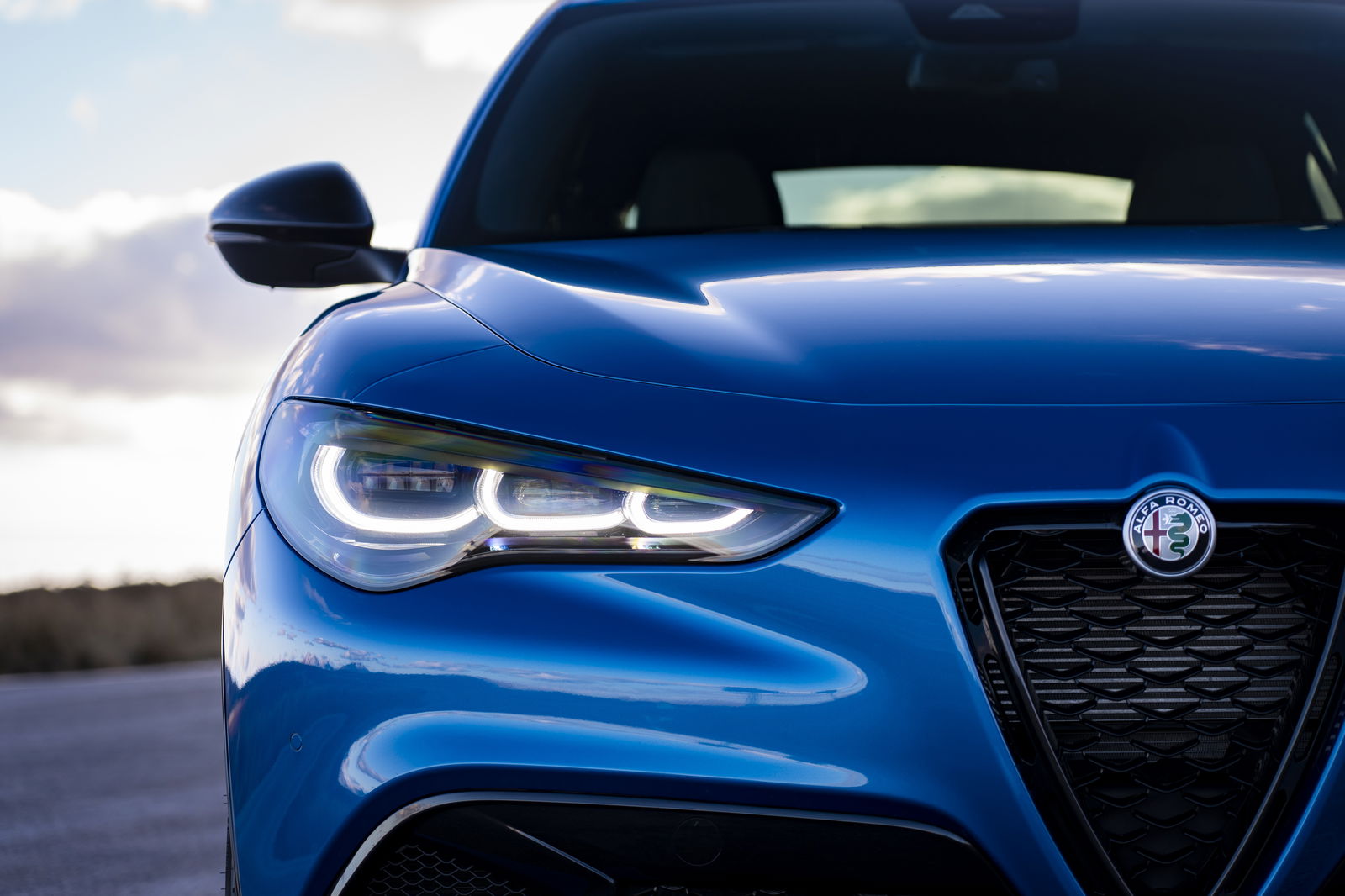 Alfa Romeo Stelvio Veloce - front detail