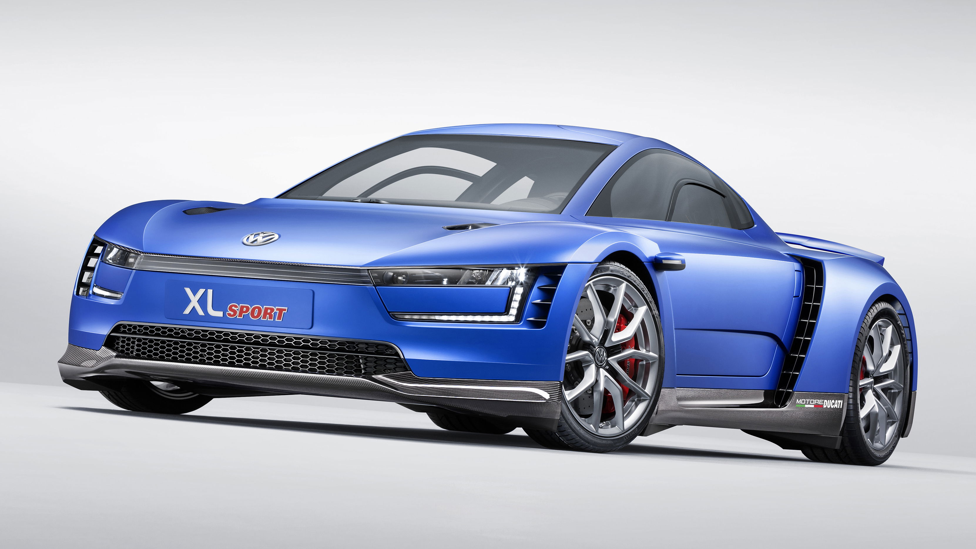 Volkswagen XL Sport - front